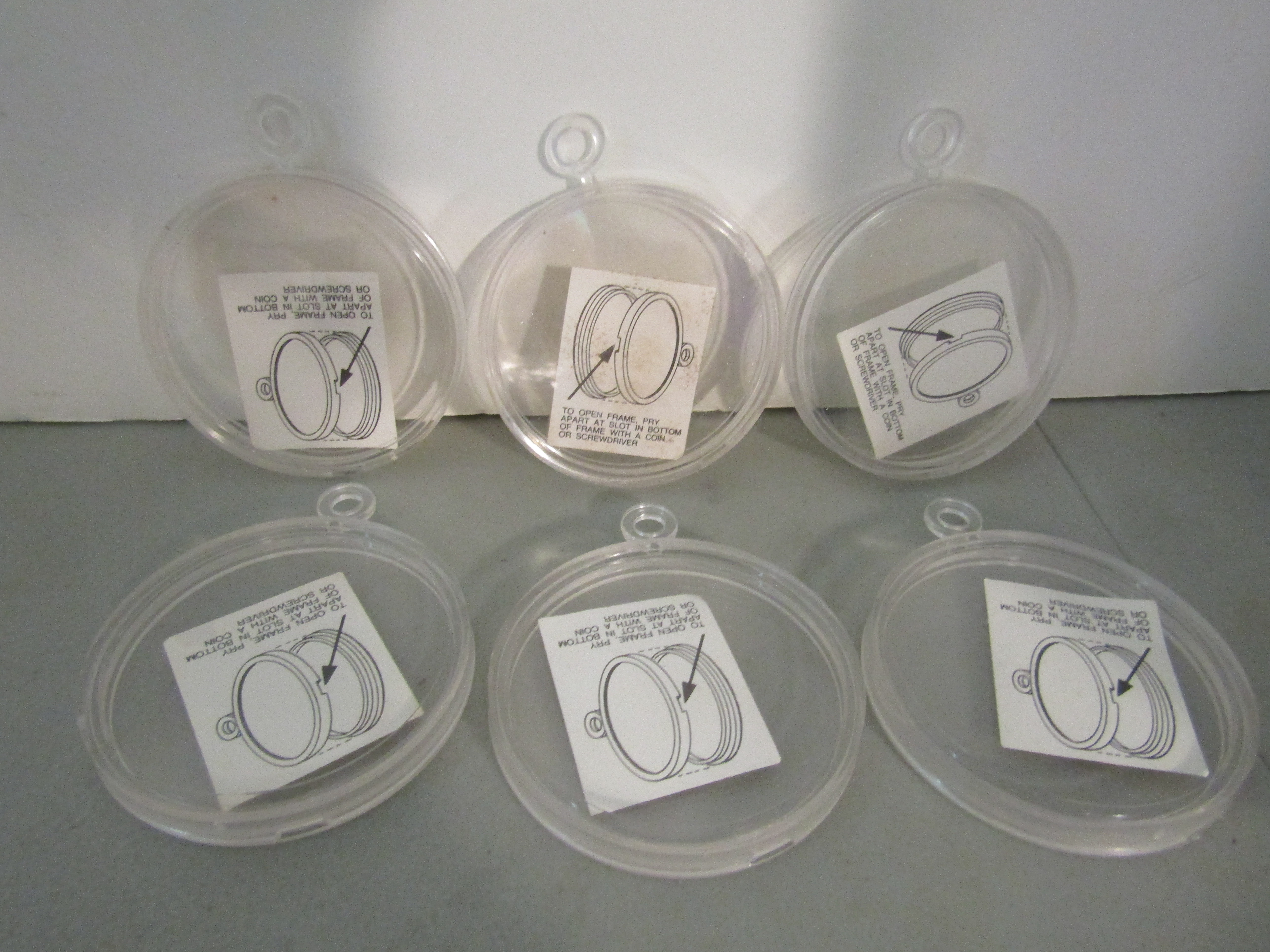 Vintage Mini Round Plastic Craft Clear Frames