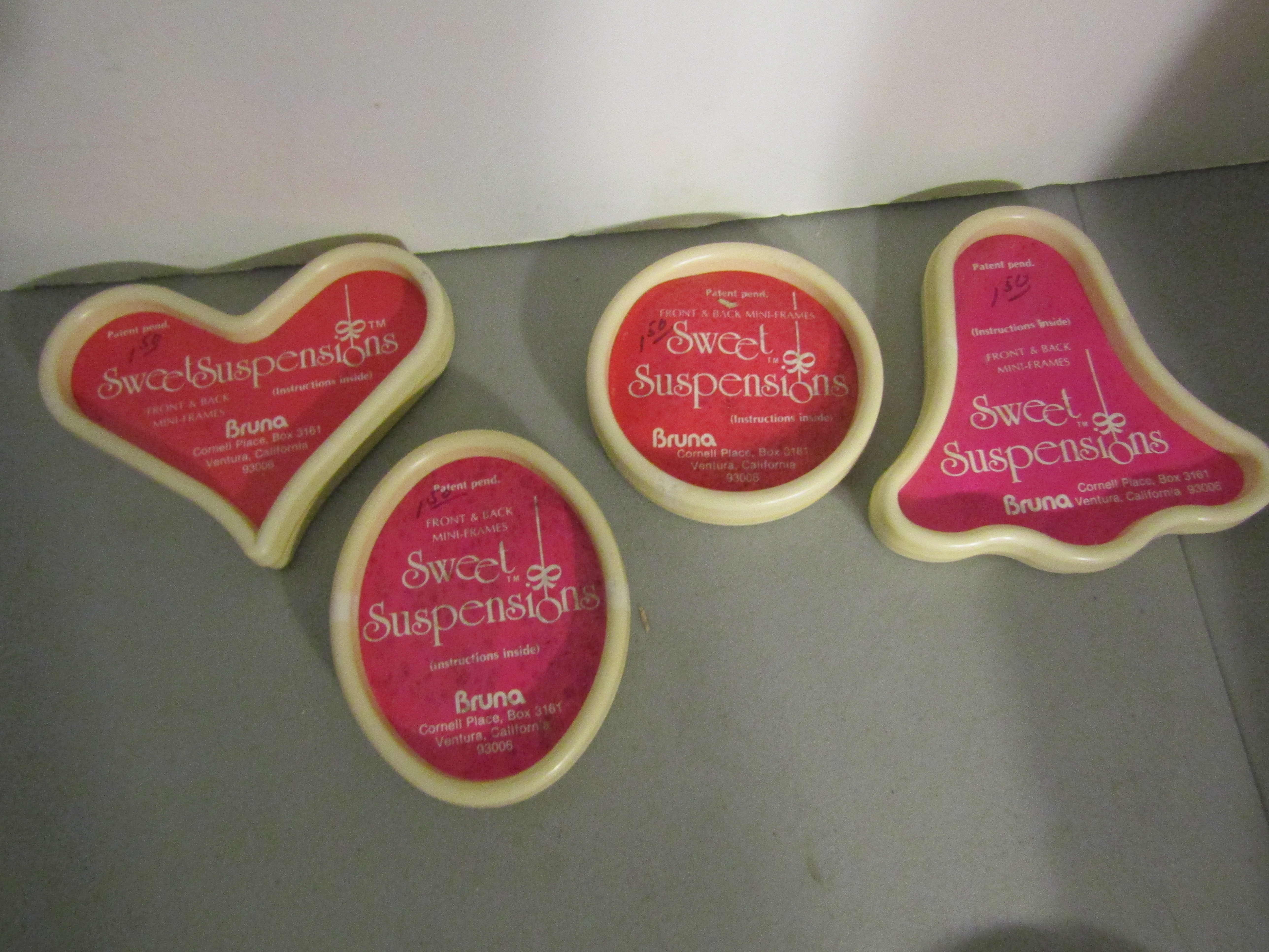 Vintage Sweet Suspensions Mini-Frames
