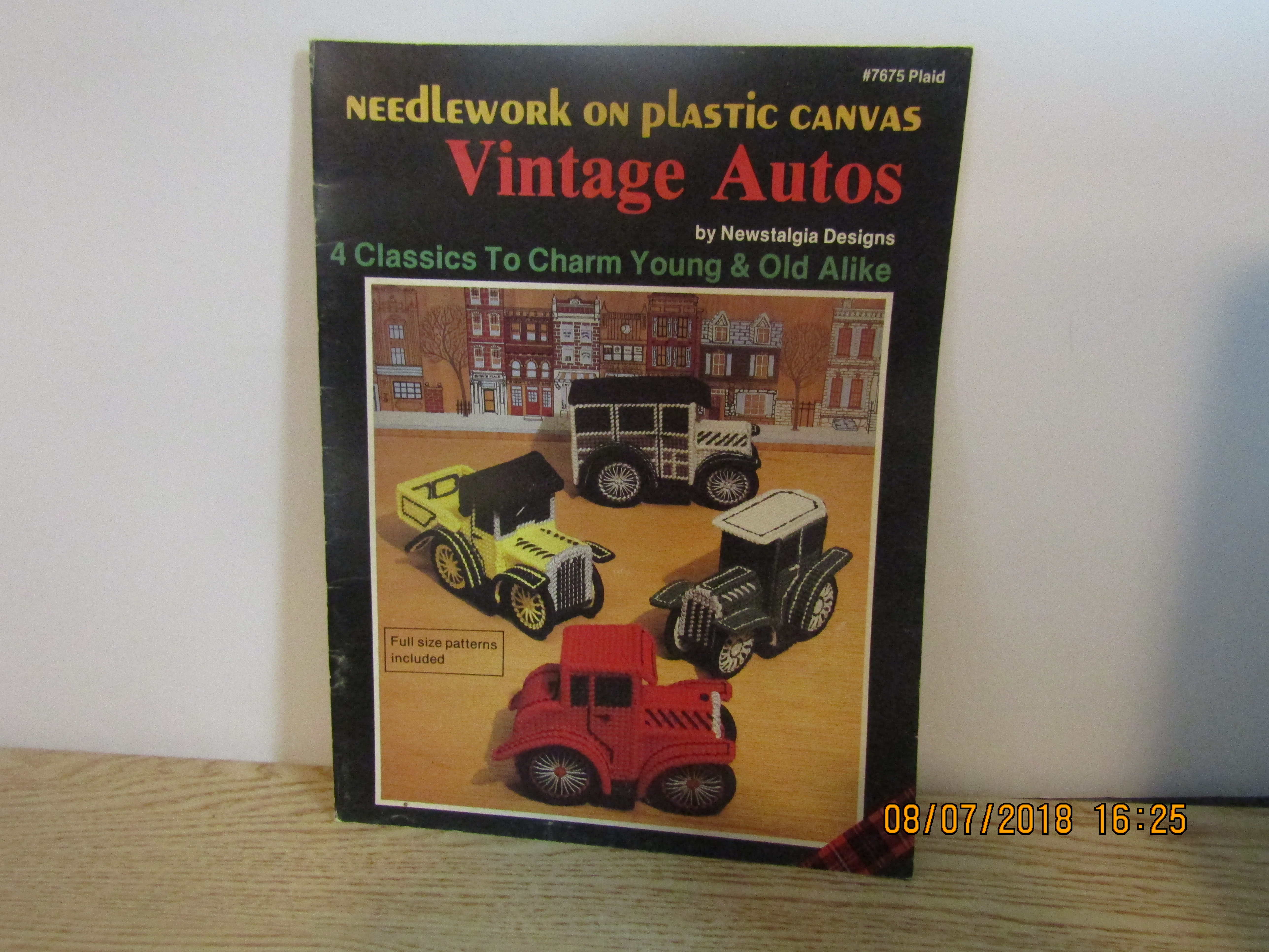 Plaid Plastic Canvas Book Vintage Auto #7675