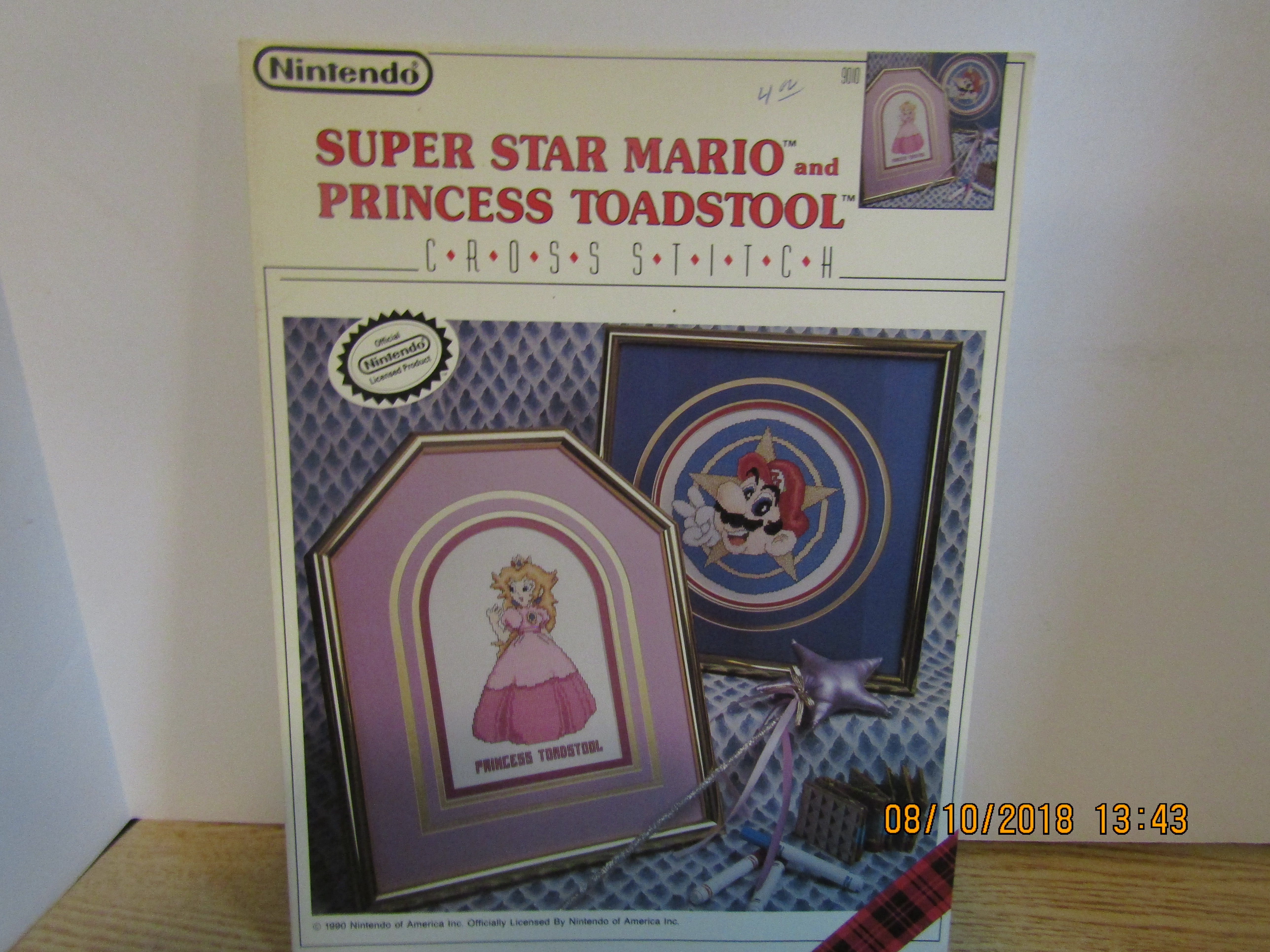 Plaid Cross Stitch Super Mario&Princess Toadstool #9010