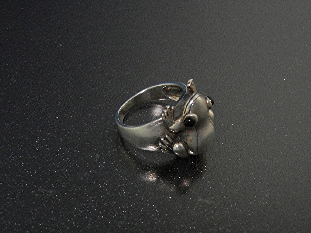 Ring Sterling Silver Frog Onyx Eyes Signed S.E
