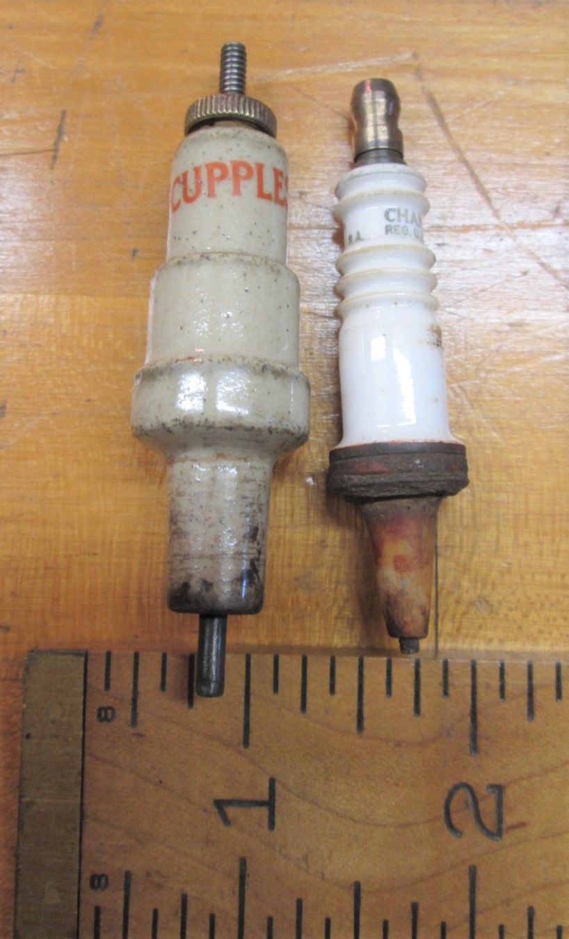 Spark Plugs Vintage Cupples Champion