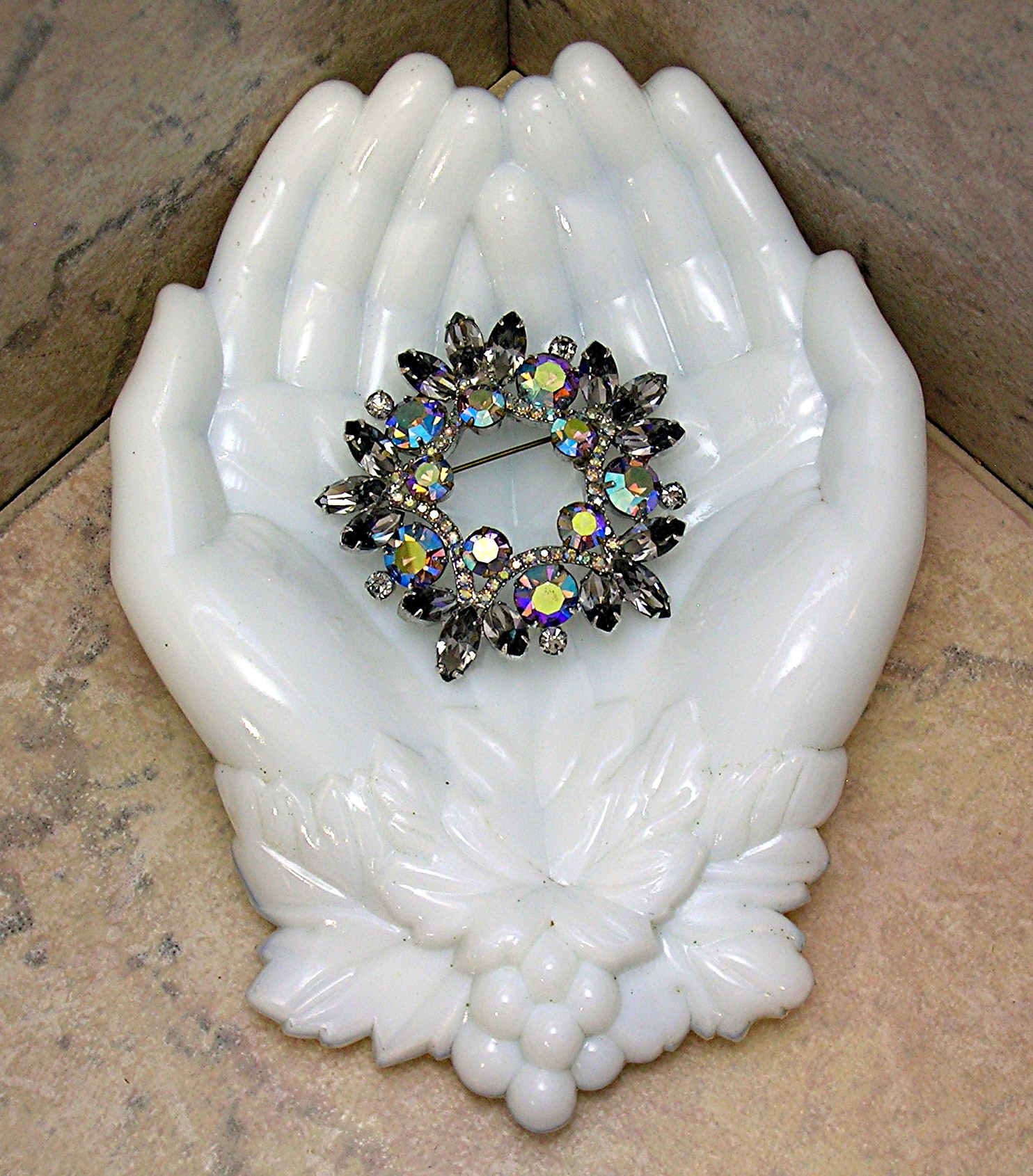 Silver Pink Grey Blue Crystal Claw Set Brooch