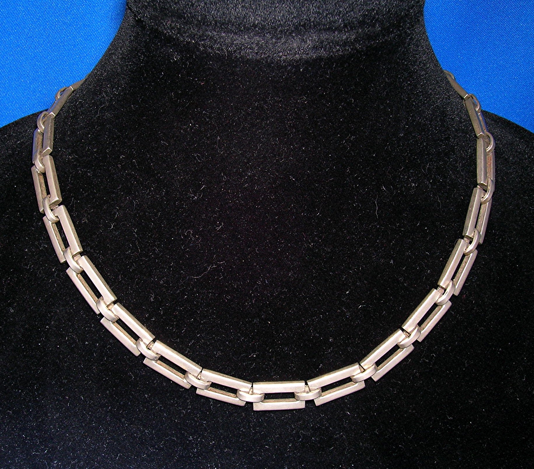 Sterling Silver Handcrafted Oblong Link Chain Necklace