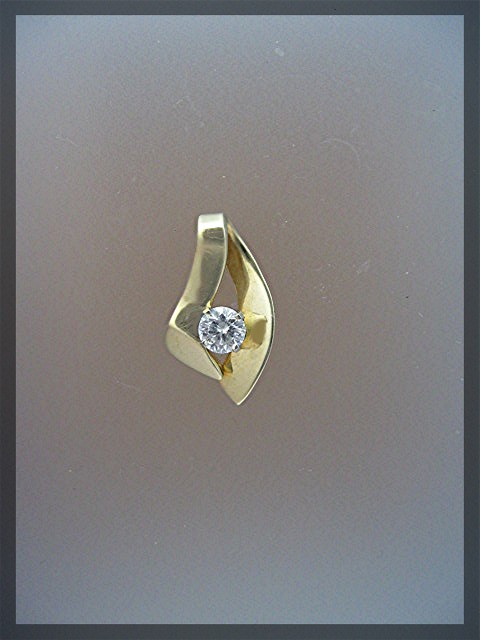 Pendant 14K Gold and 1 1/2 CT CZ for Omega Chain