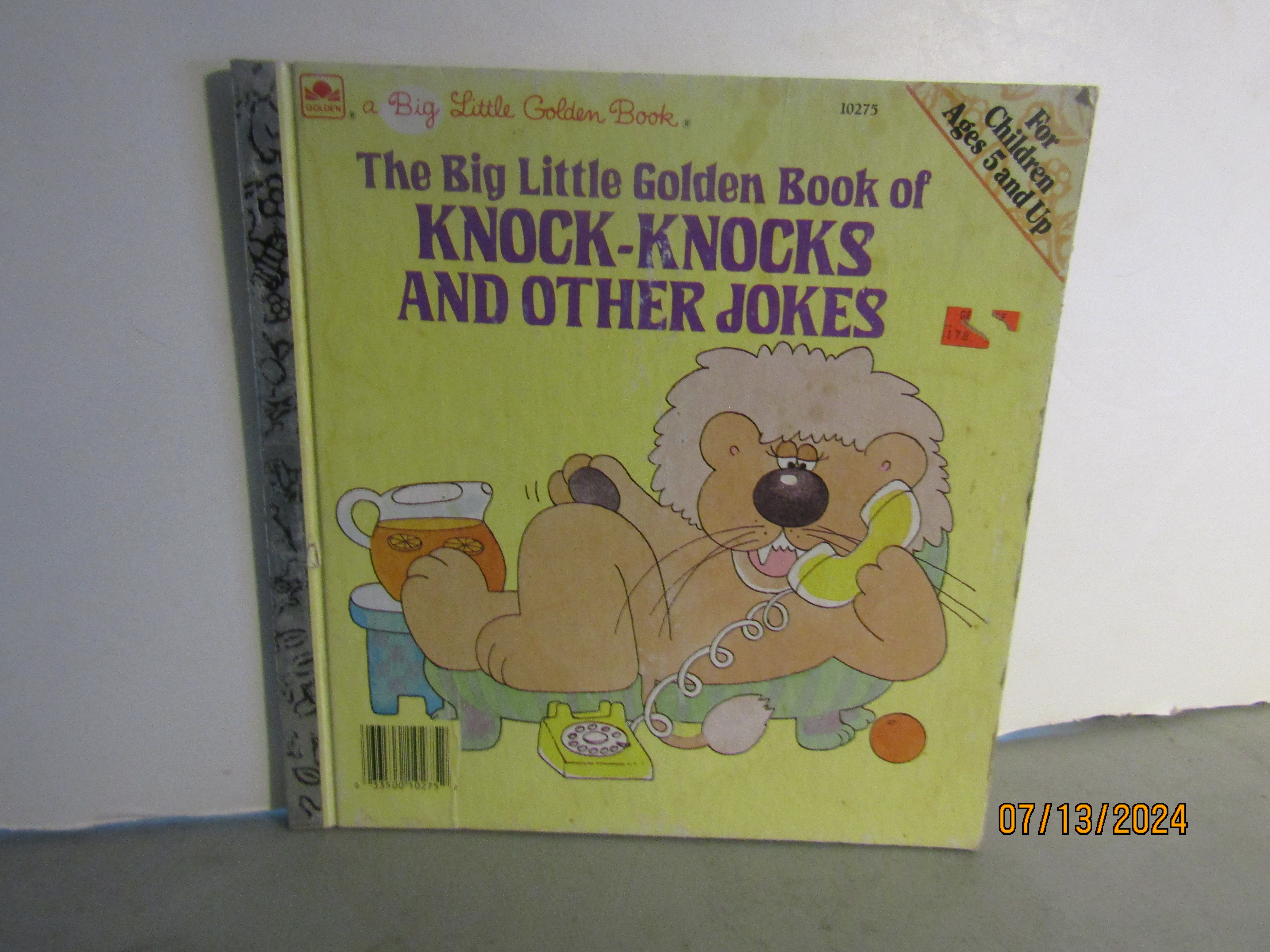 Big Little Golden Book of Knock-Knocks & Other Jokes