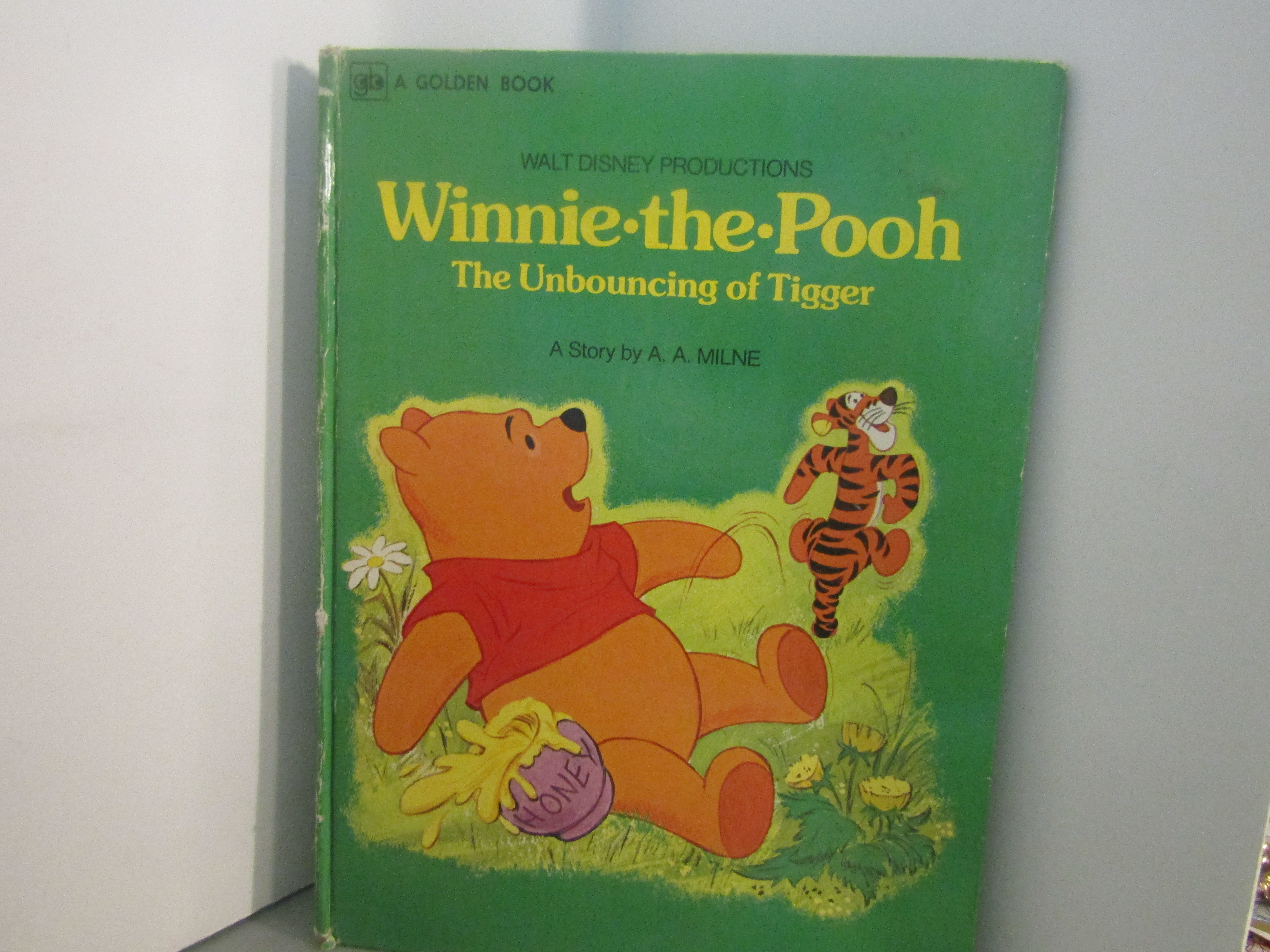Big Golden Winnie-the-Pooh the Unbouncing of Tigger
