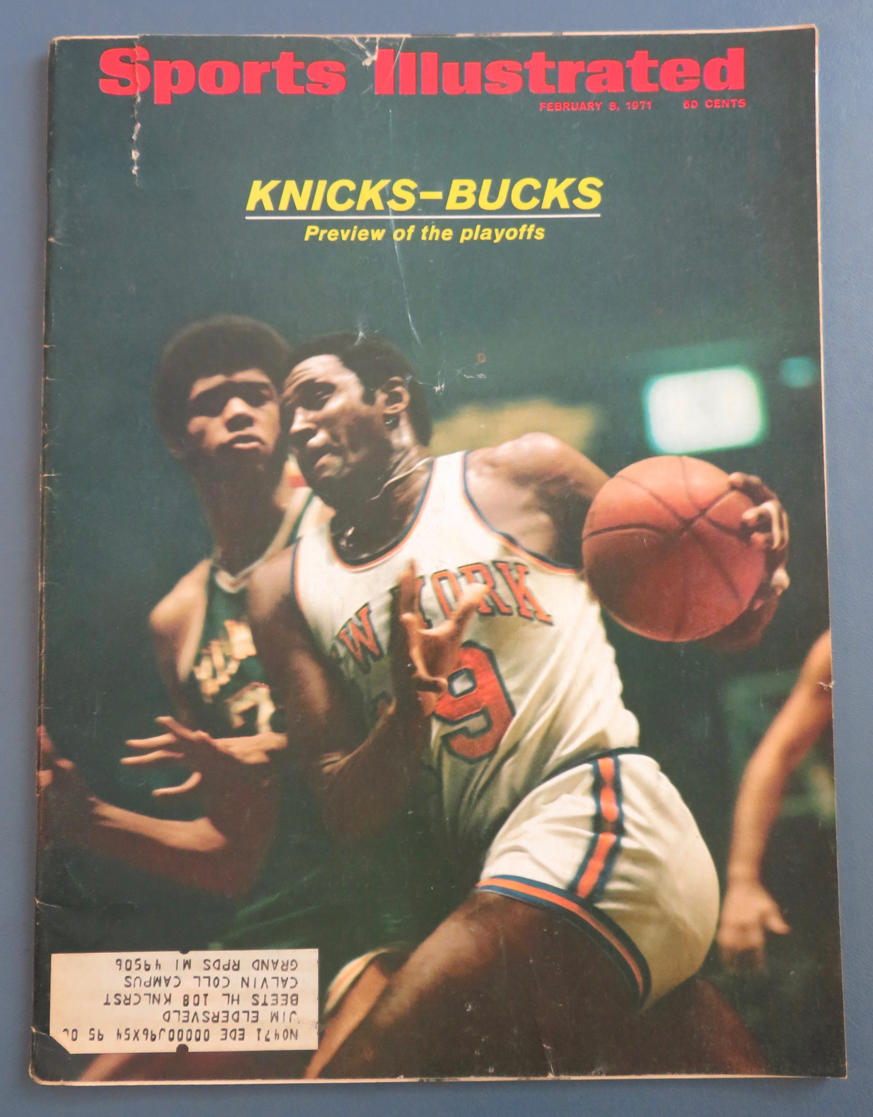 Sports Illustrated-Febuary 8, 1971-Knicks & Bucks