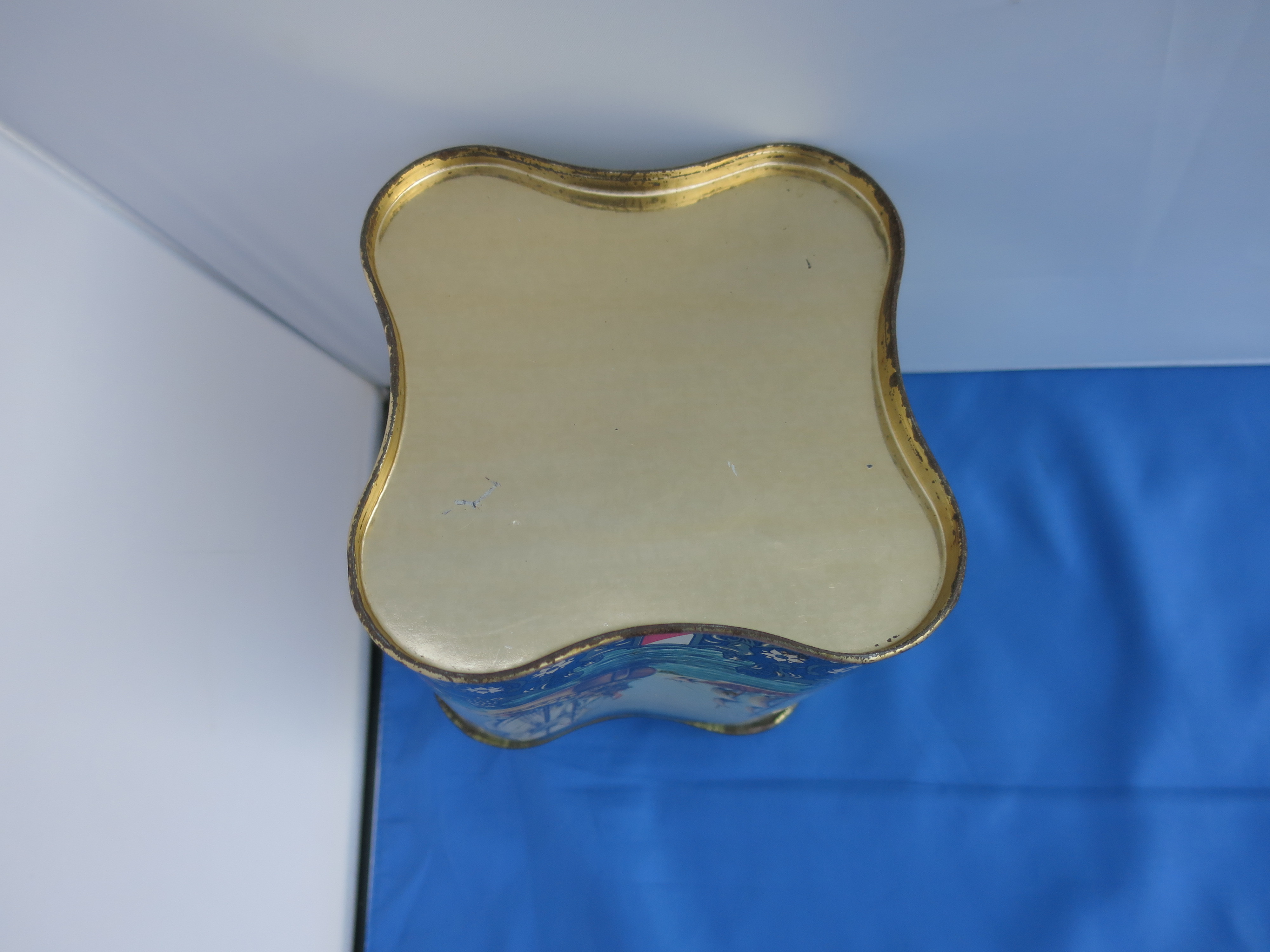 English Biscuit Tin with Sailboats