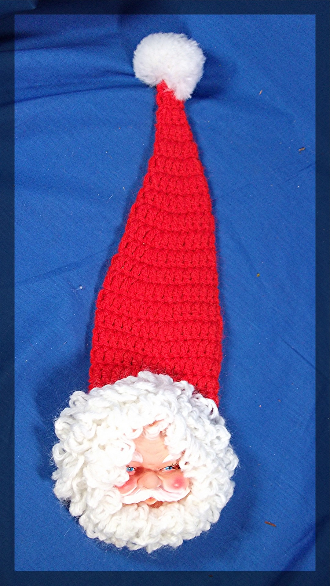 Crochet Santa Claus decoration.