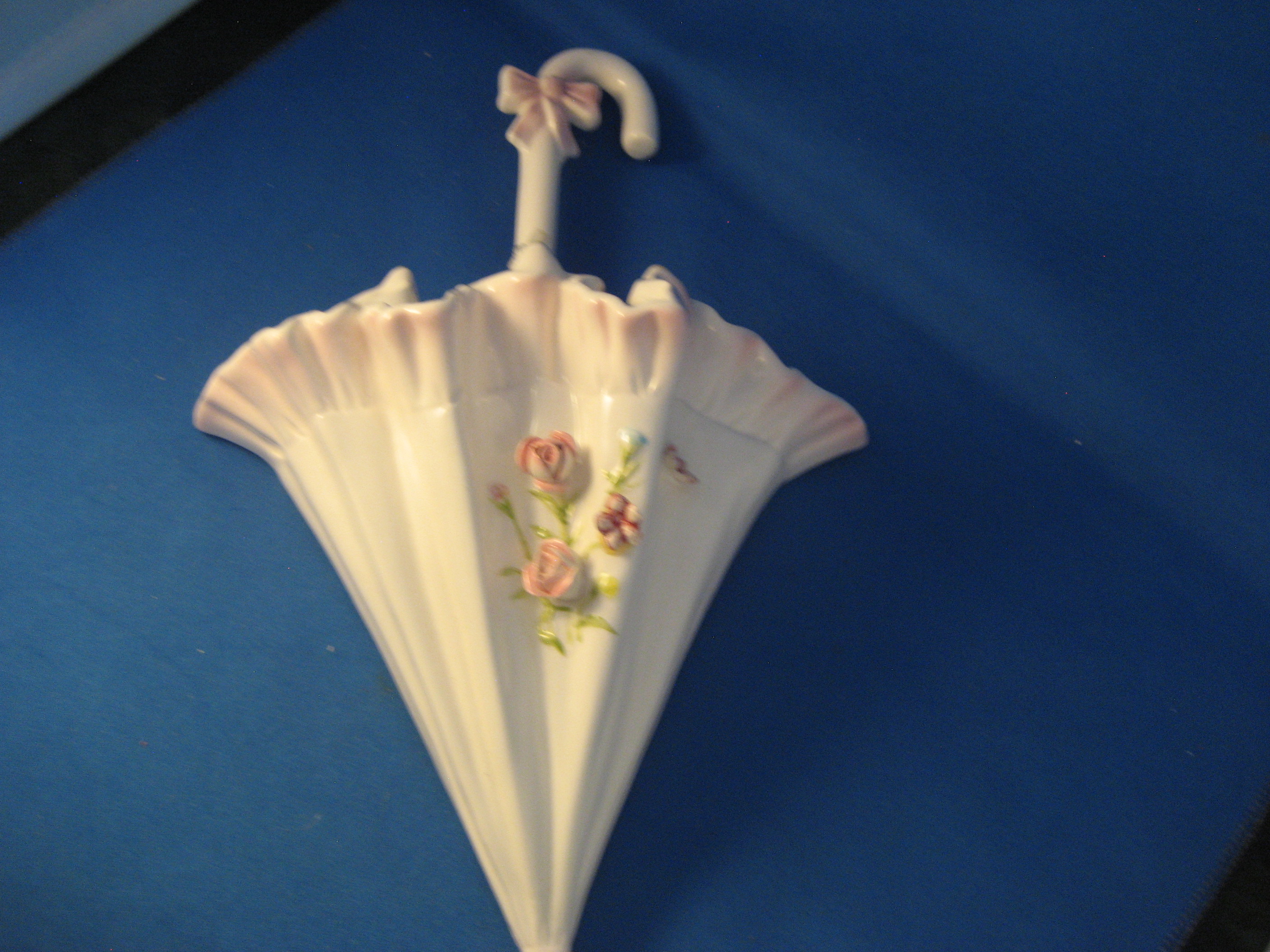 Porcelain Umbrella Wall Pocket
