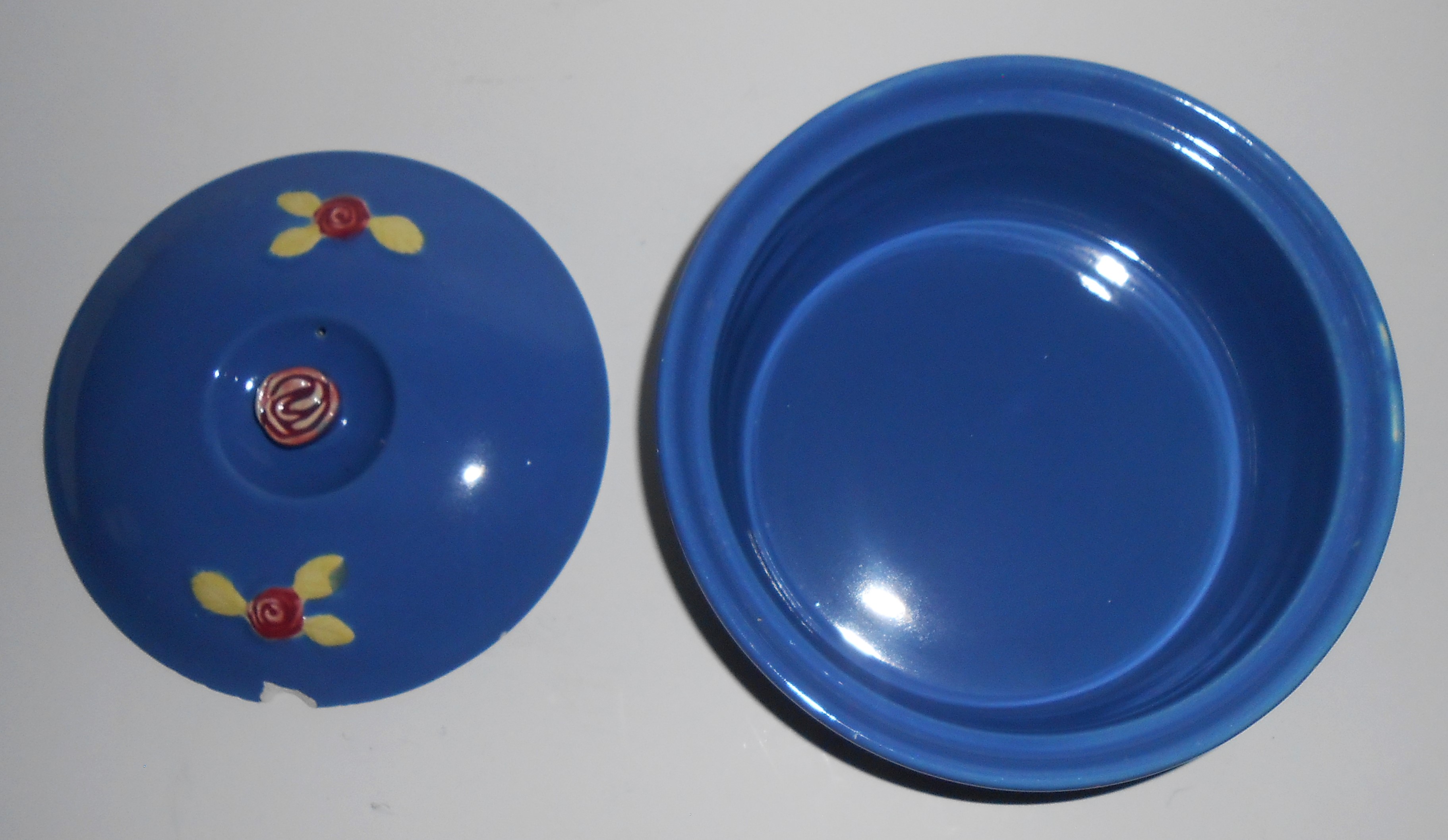 Coors Pottery Rosebud Blue Early 2 Pint Straight Casser