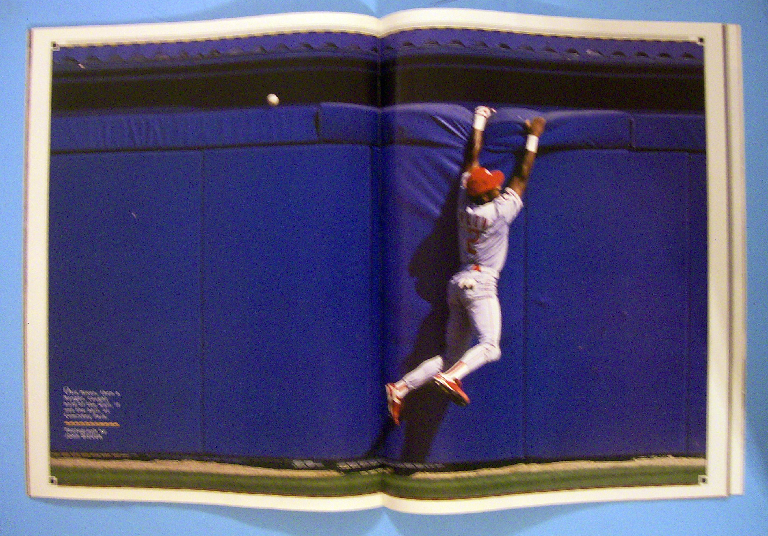 Sports Illustrated Magazine-April 1, 1996-Manny Ramirez