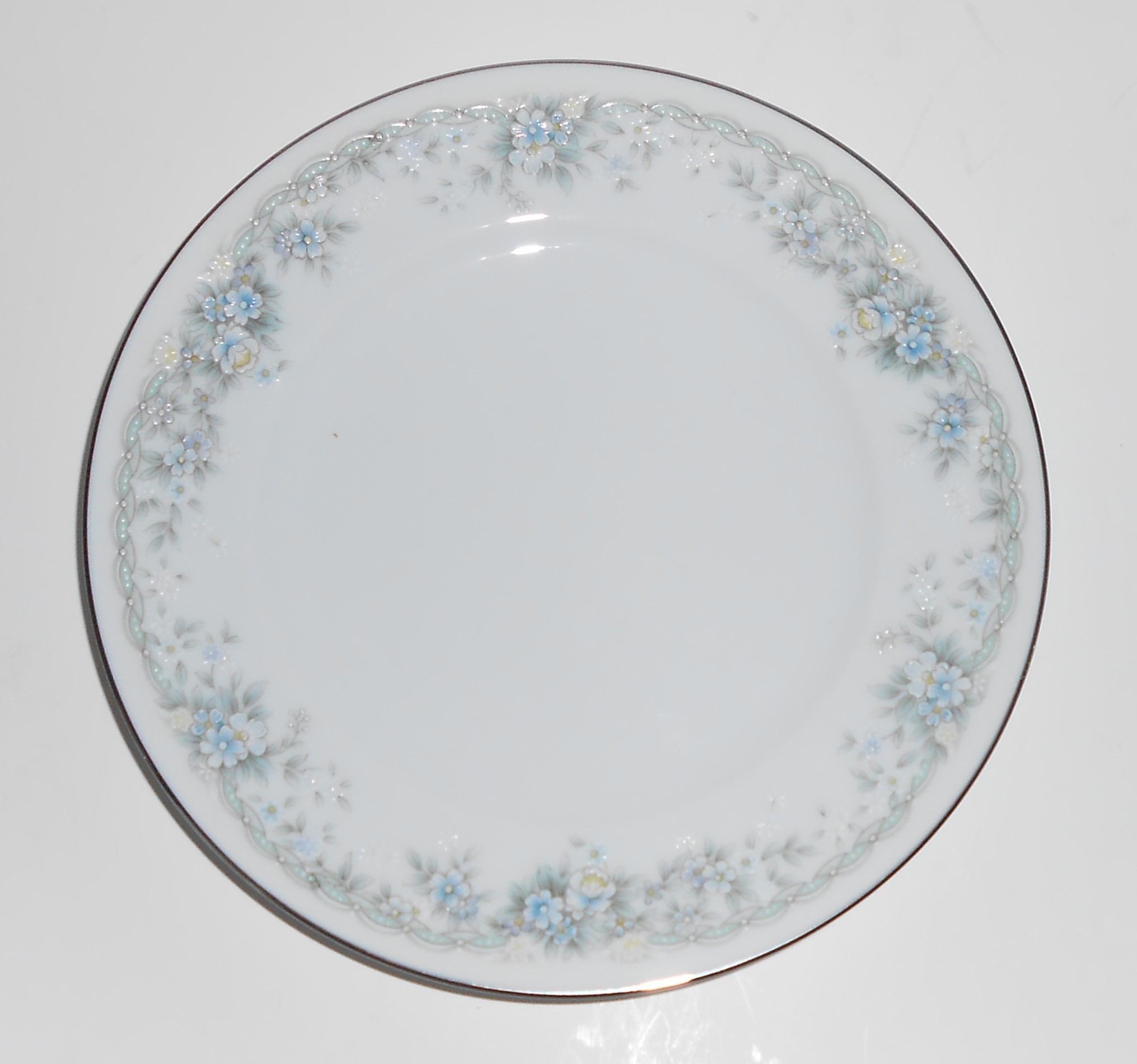 Noritake Porcelain China Limerick 3063 Bread Plate
