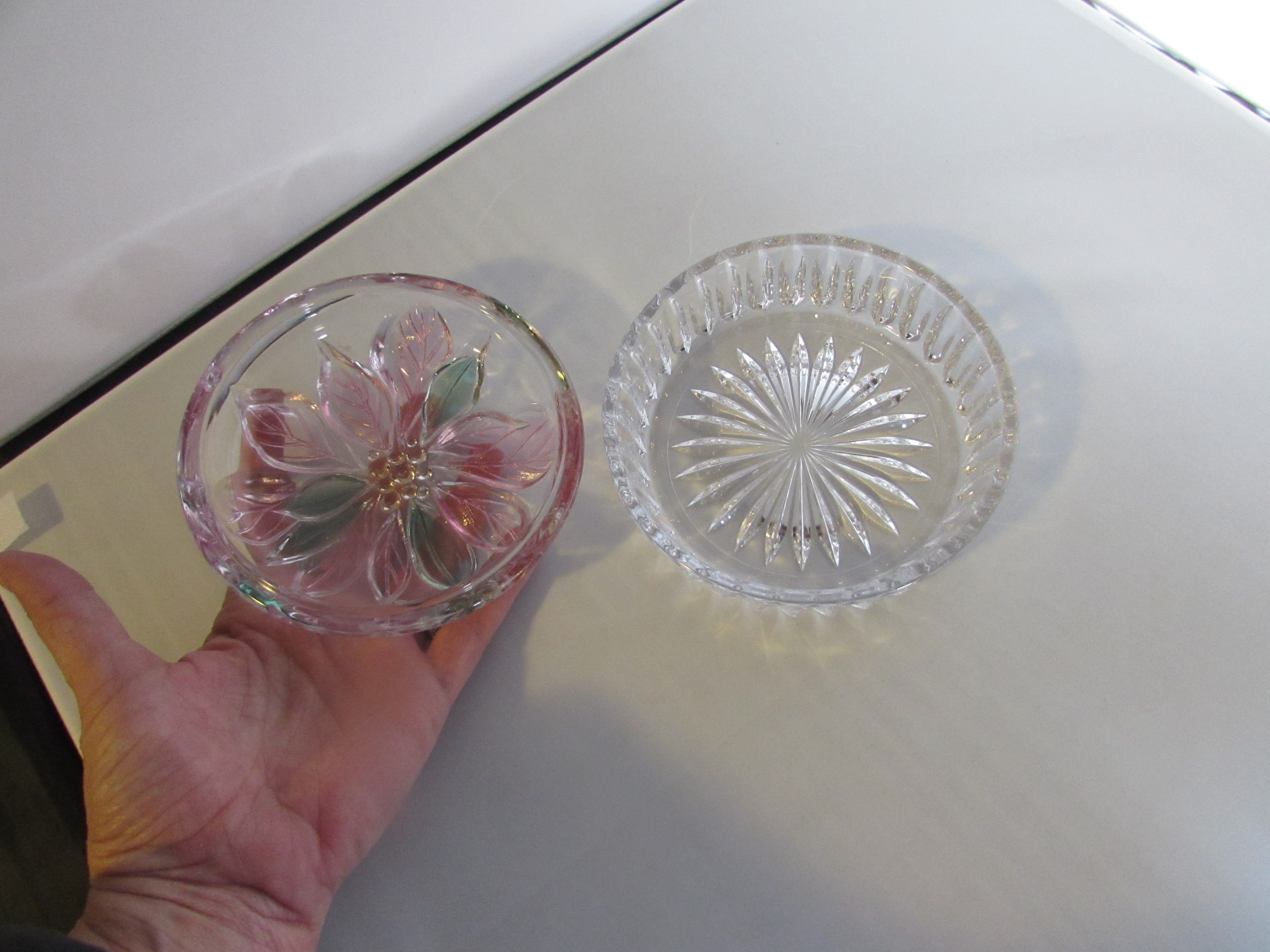 Poinsettia Crystal CandyTrinket dish with lid