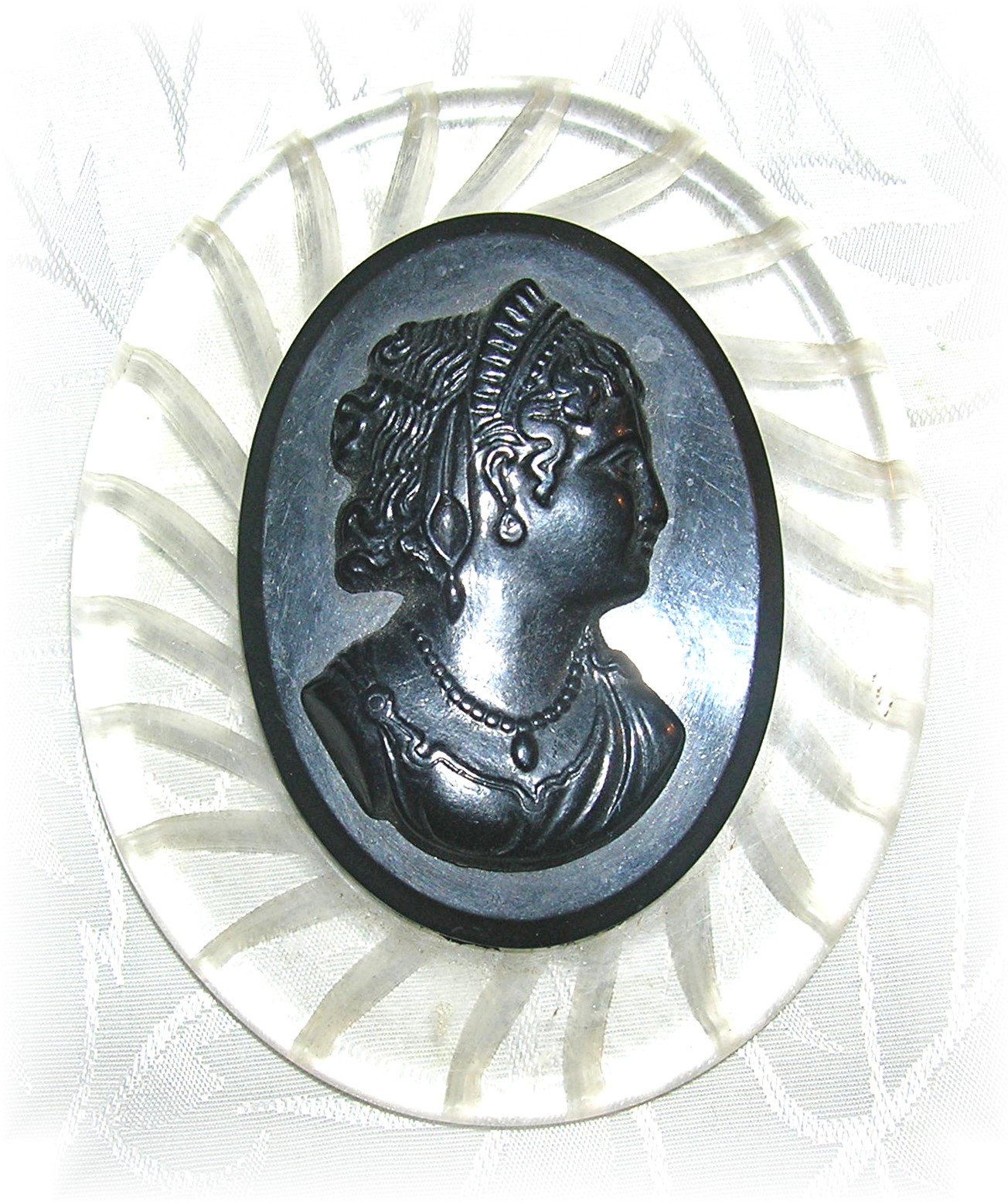 Bakelite and Lucite Cameo Brooch 50s