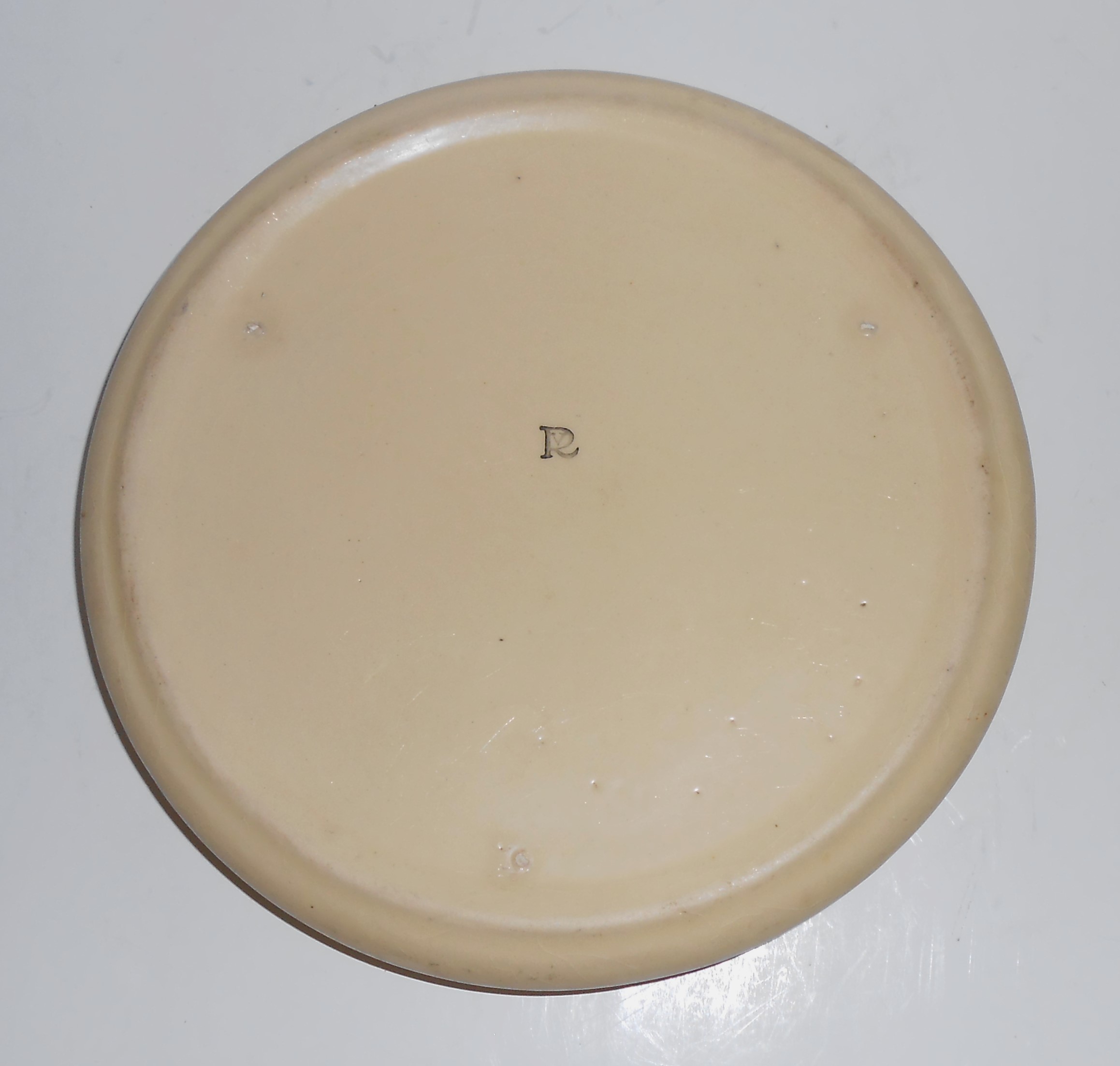 Roseville Pottery Creamware Juvenile Rabbit Baby Plate