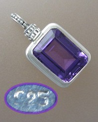 Sterling Silver 12ct Amethyst Pendant