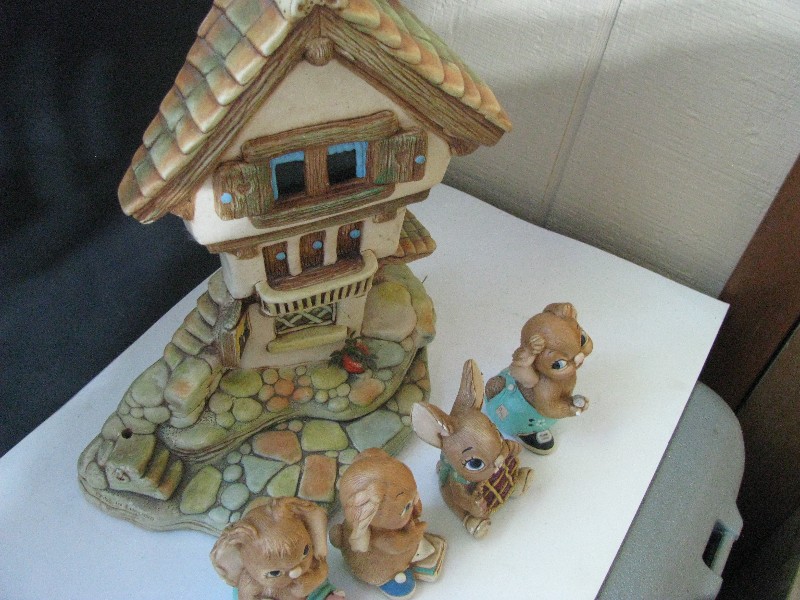 Vintage Ceramic Bunny Rabbit Cottage Figurine Set - 5 Pieces
