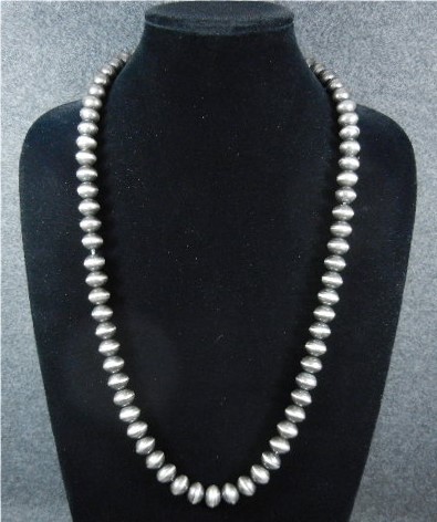 Navajo Pearls Sterling Silver 94 Grams 28 inches