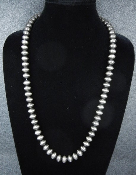 Navajo Pearls Sterling Silver 94 Grams 28 inches