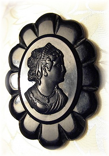Bakelite  Large  Black Cameo  Brooch Pin