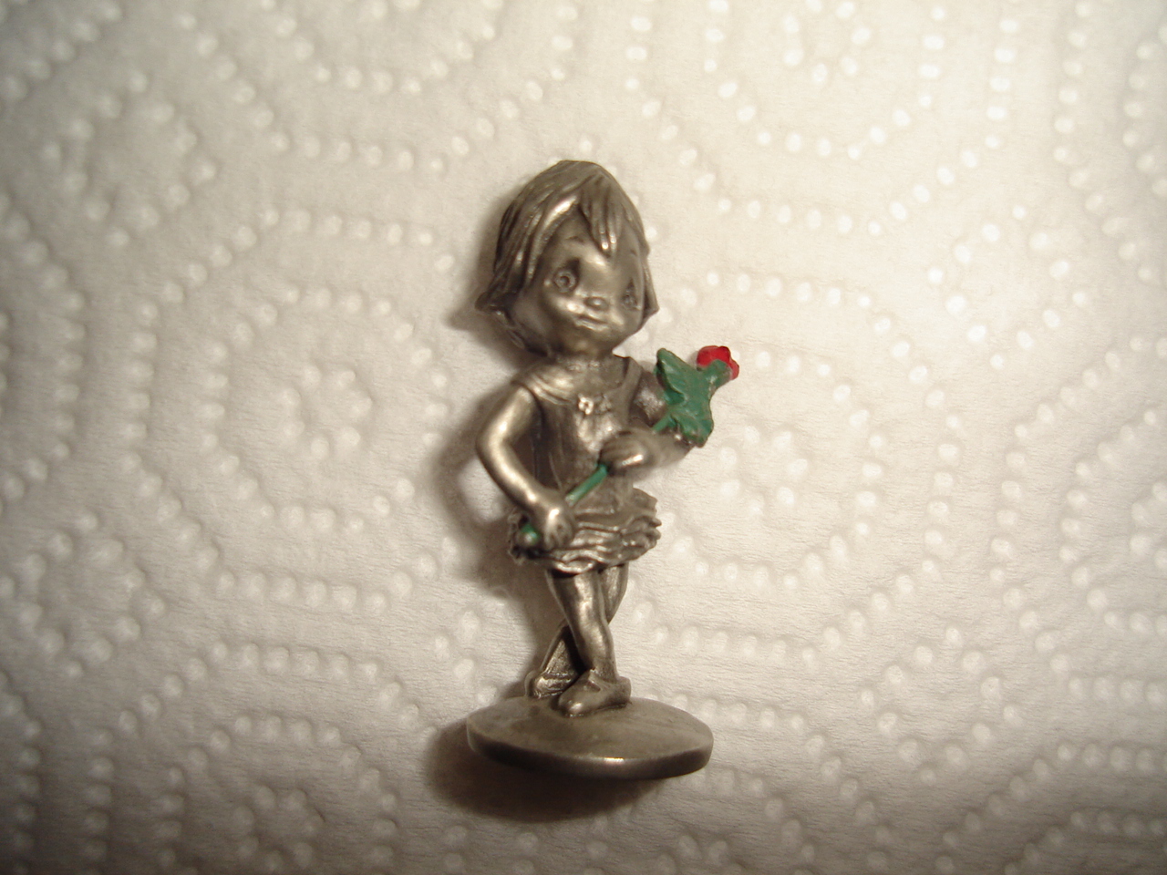 Hallmark Hudson Pewter Betsey Clark