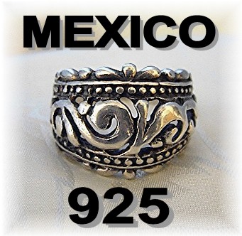 Beautiful Mexican Sterling Silver Dome Ring . . . . .