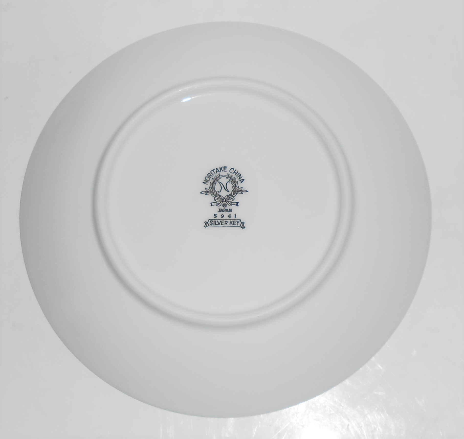 Noritake China Porcelain Platinum Silver Key Bread Pla