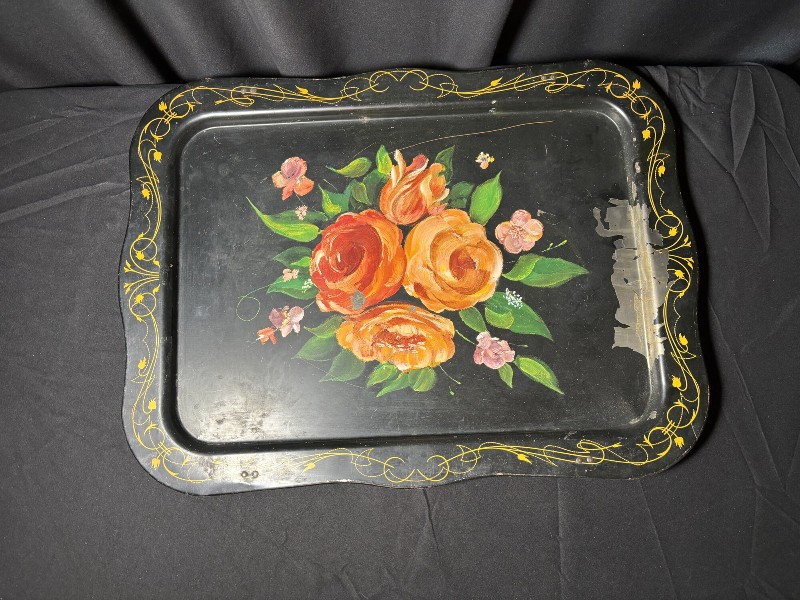 Vintage MCM Crestline Toleware Tray Table Set