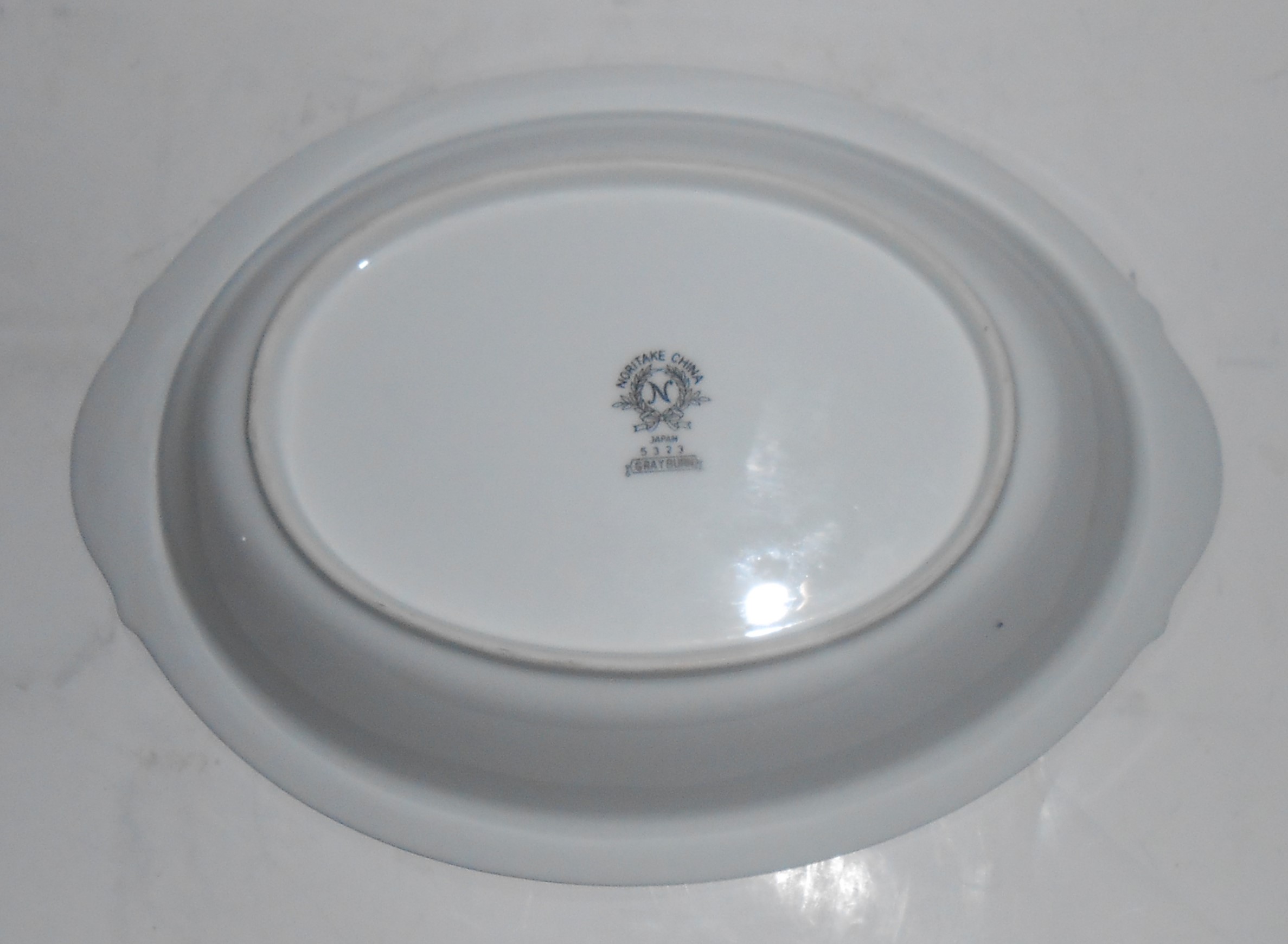 Noritake China Porcelain Platinum 5323 Grayburn Oval Ve
