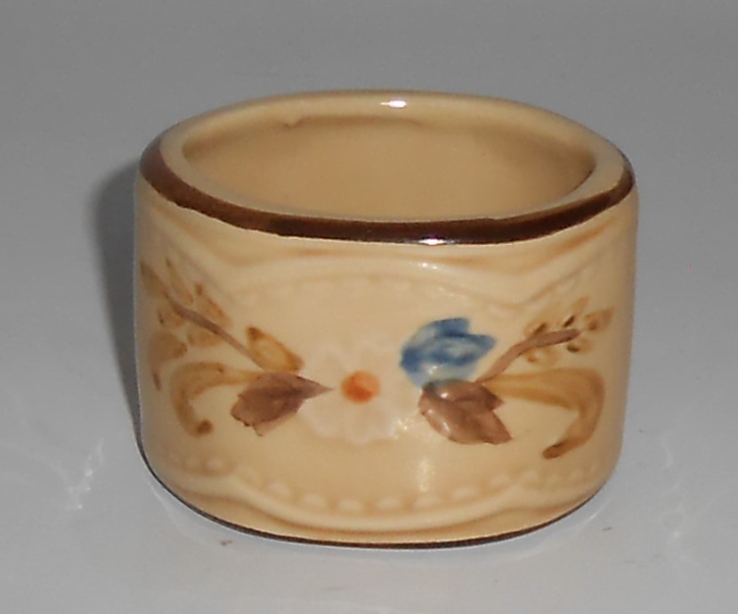 Franciscan Pottery Bouquet Napkin Ring