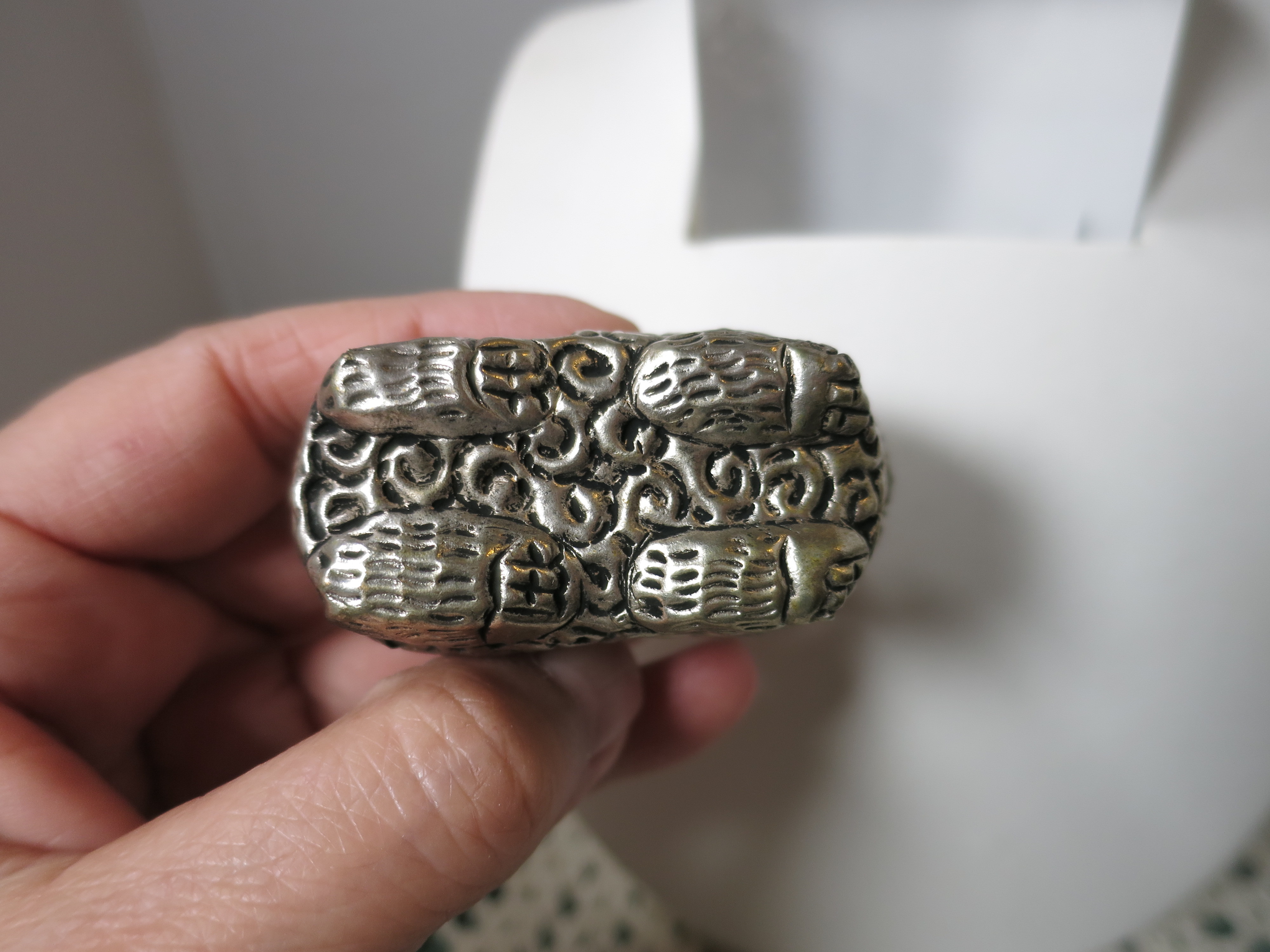 Silver Foo Dog Box Trinket Pill unmarked silver or coin silver