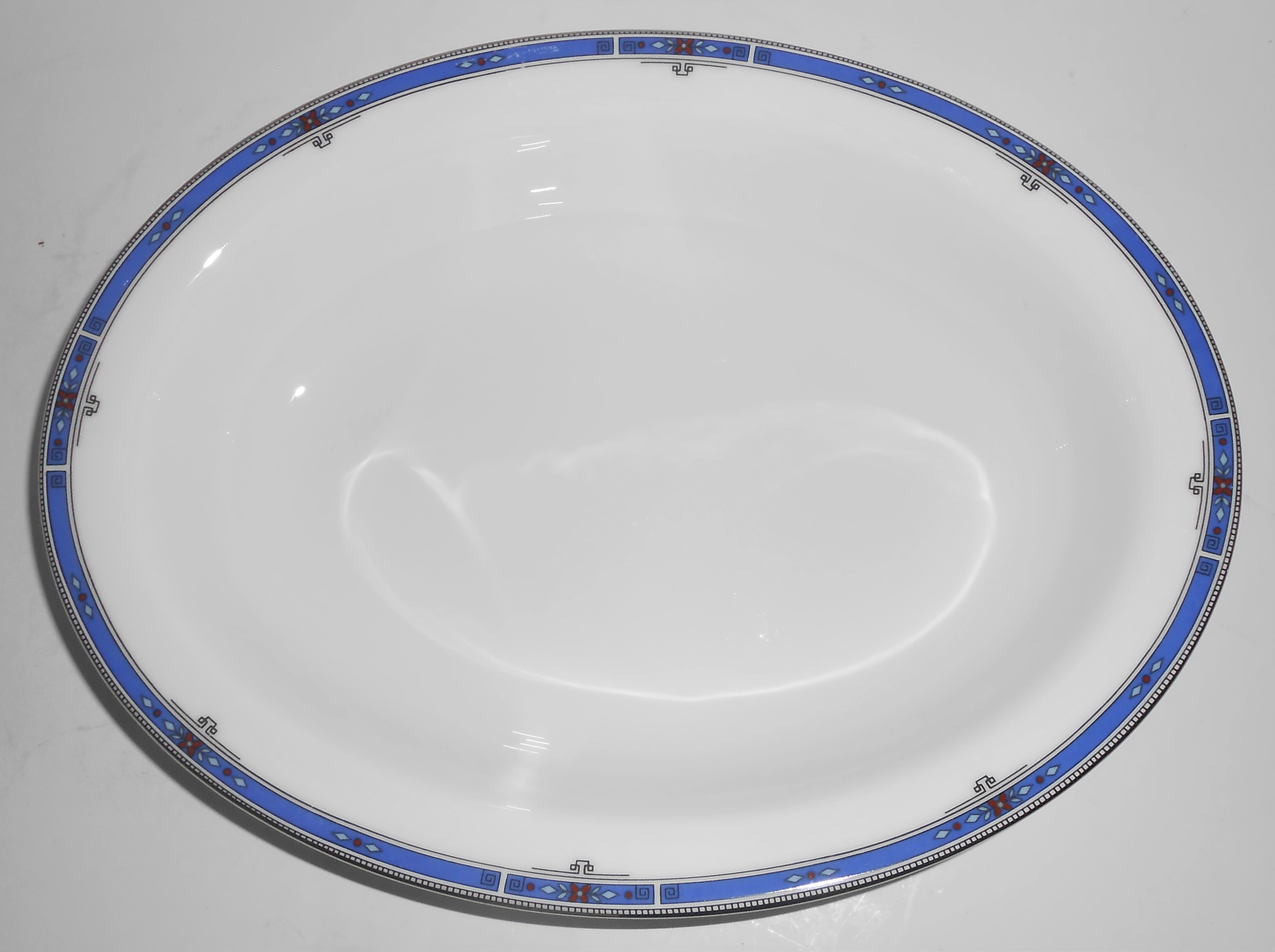 Wedgwood Pottery Bone China Kingsbridge Oval Vegetable