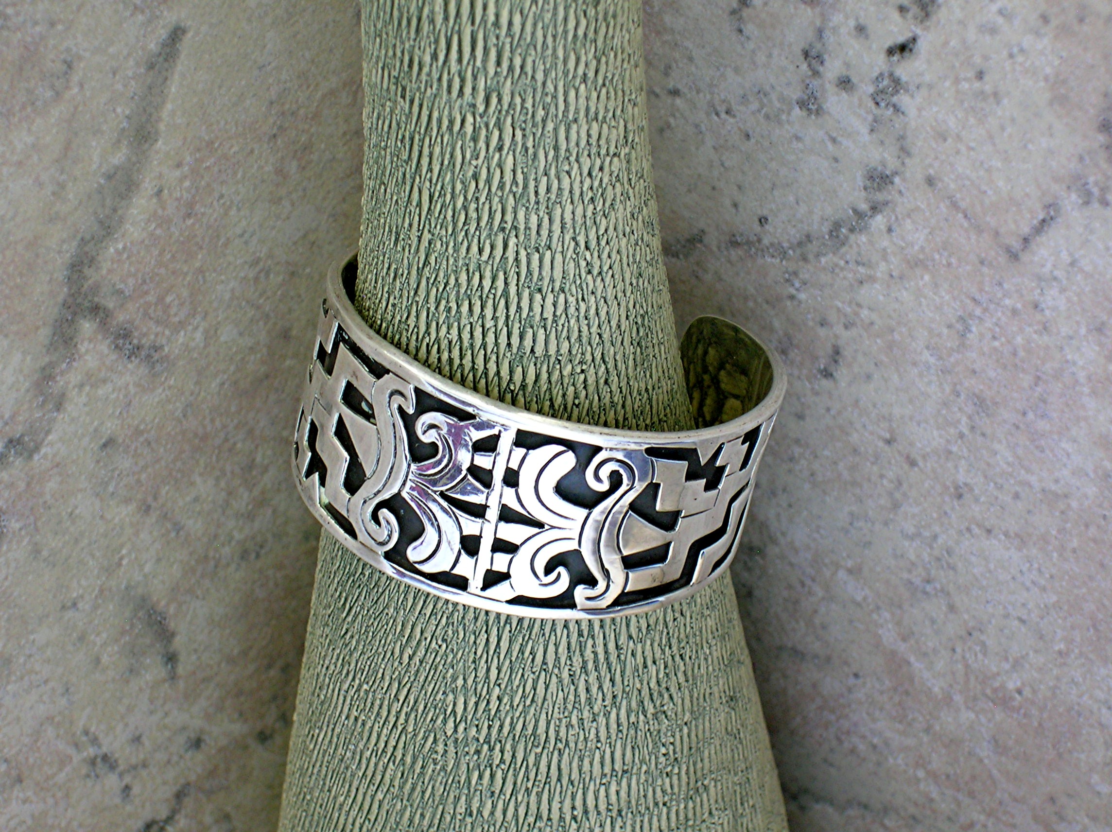 Bracelet Sterling Silver Taxco Eagle 3 Signed RCT Cuff