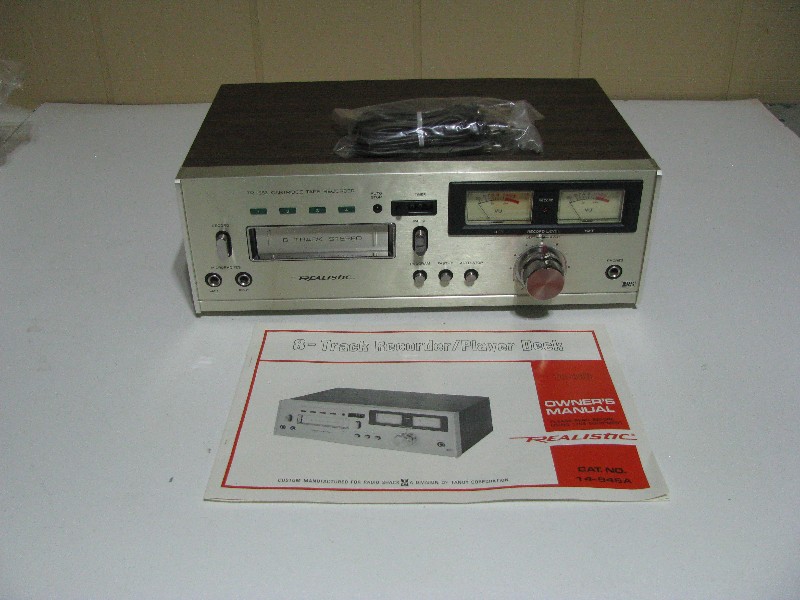 Vintage Realistic TR-883 Stereo 8-Track Record/Play Deck with Original Box & Manual - Cat. No. 14-946A