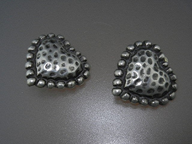 Dian Malouf Texas Sterling Silver Heart Clip Earrings
