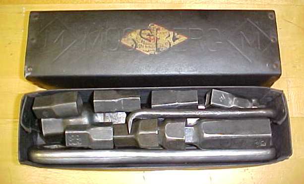 Mossberg Antique Ratchet Wrench Set + Box No. 350