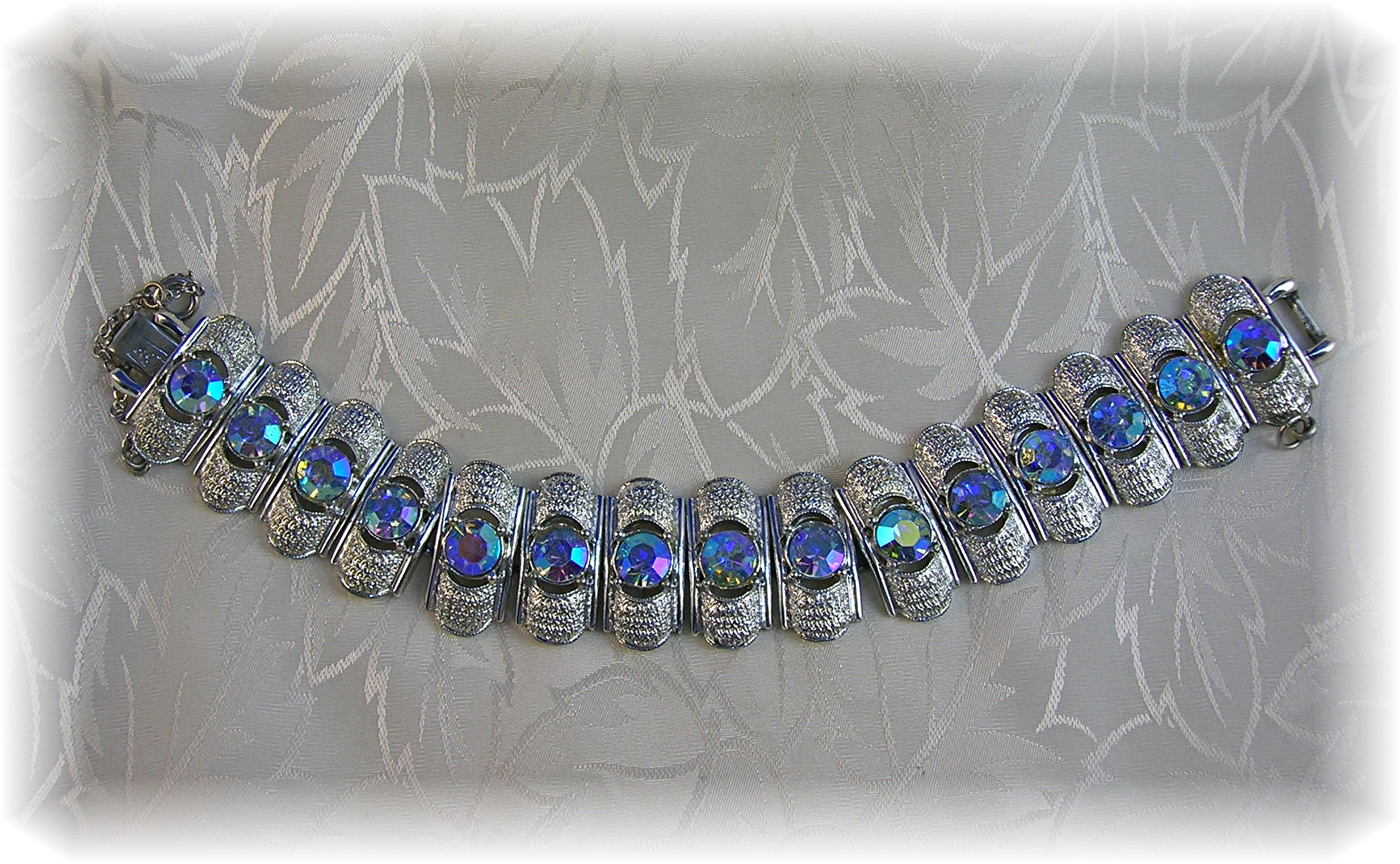 CORO Vintage Signed Silvertone Borealis Bracelet