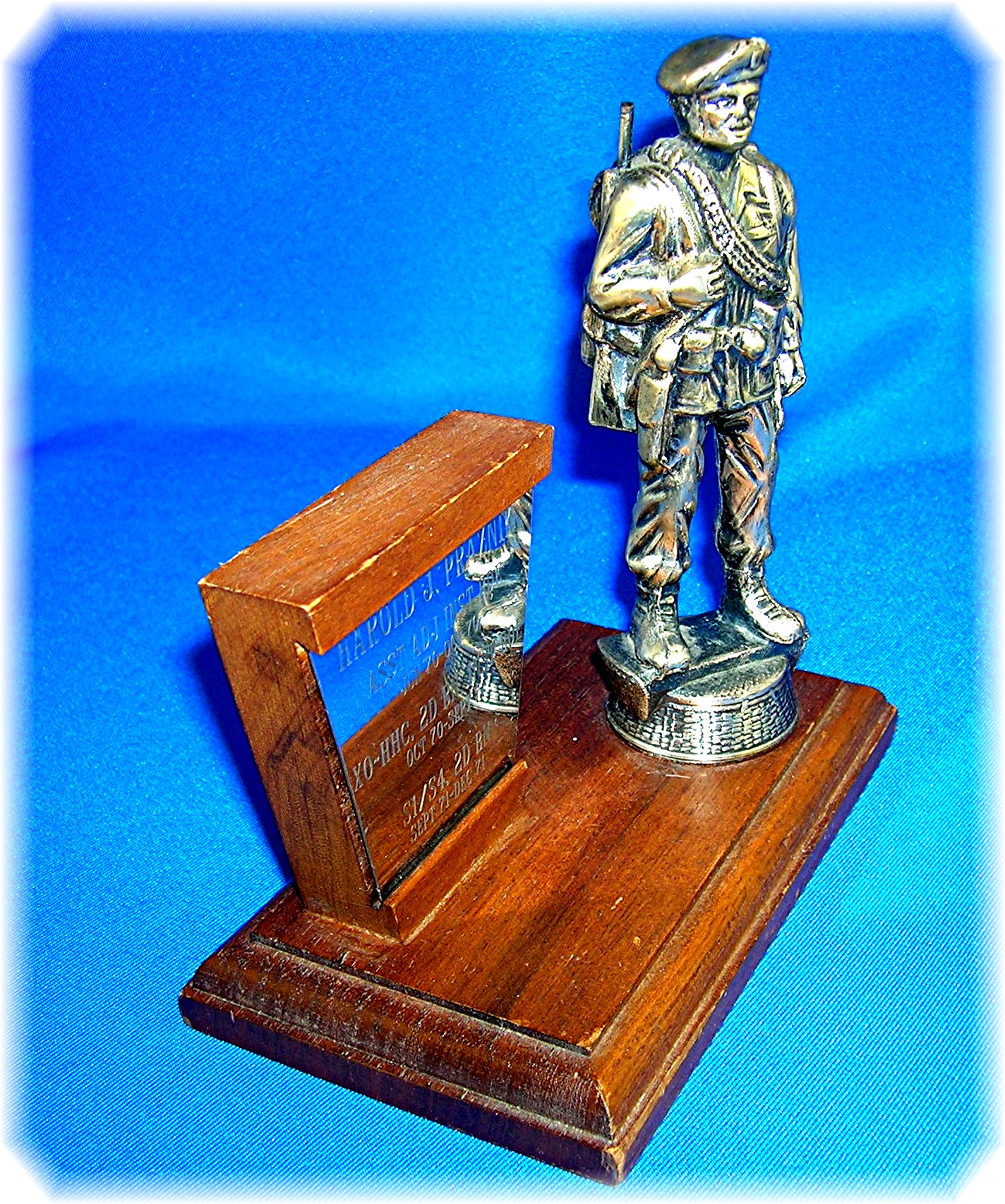 Special Forces Presentation Statue Circa 1960'S . .