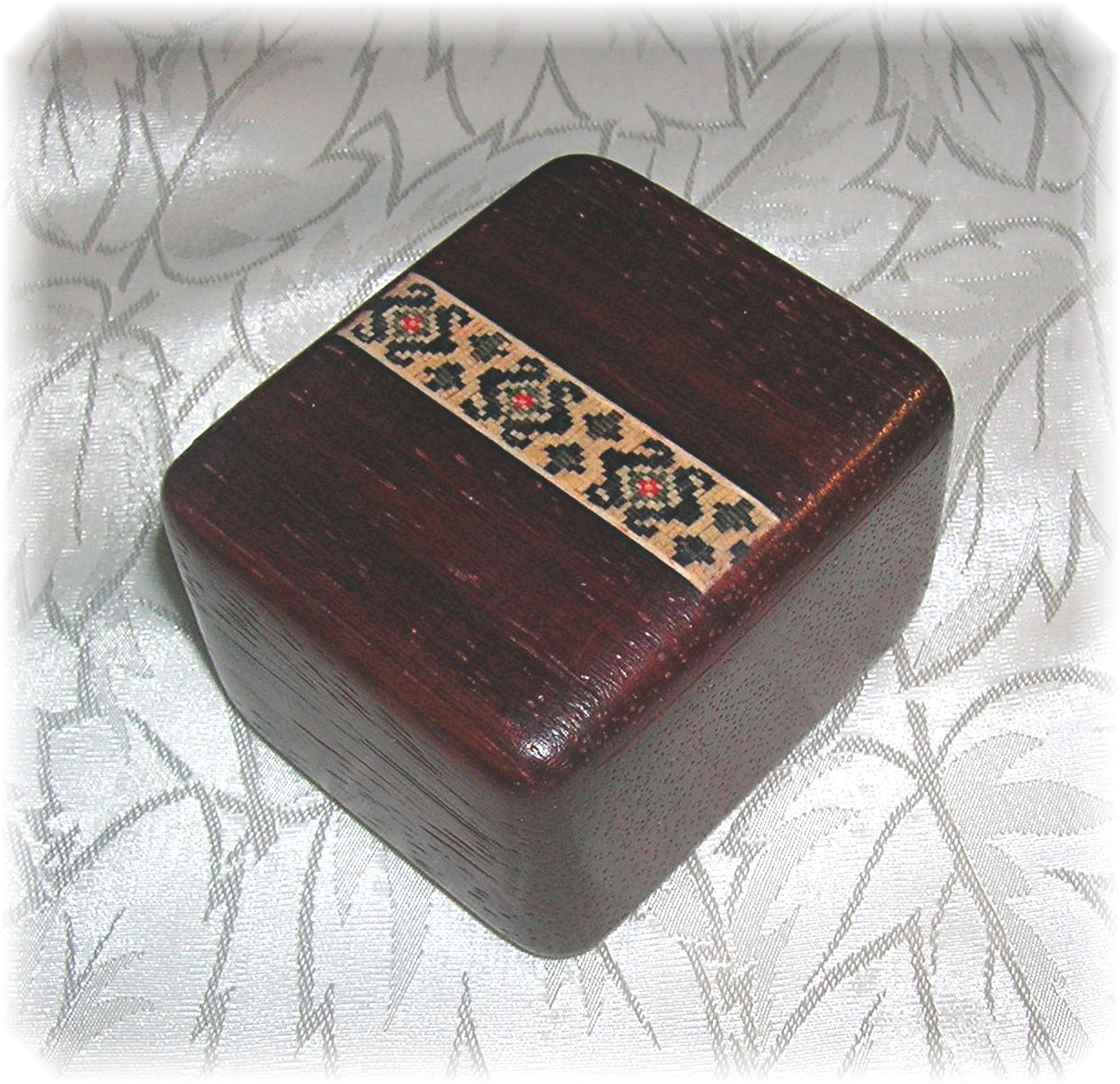Michael Fischer Heartwood Hand Made Secret Box