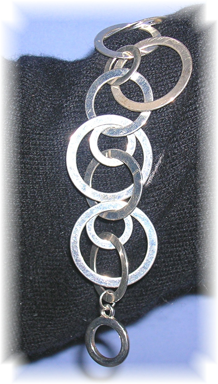Silvertone Fashion Bracelet - Unique.....