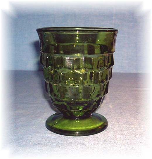 AVACADO GREEN FOOTED Wine GlassWHITEHALL