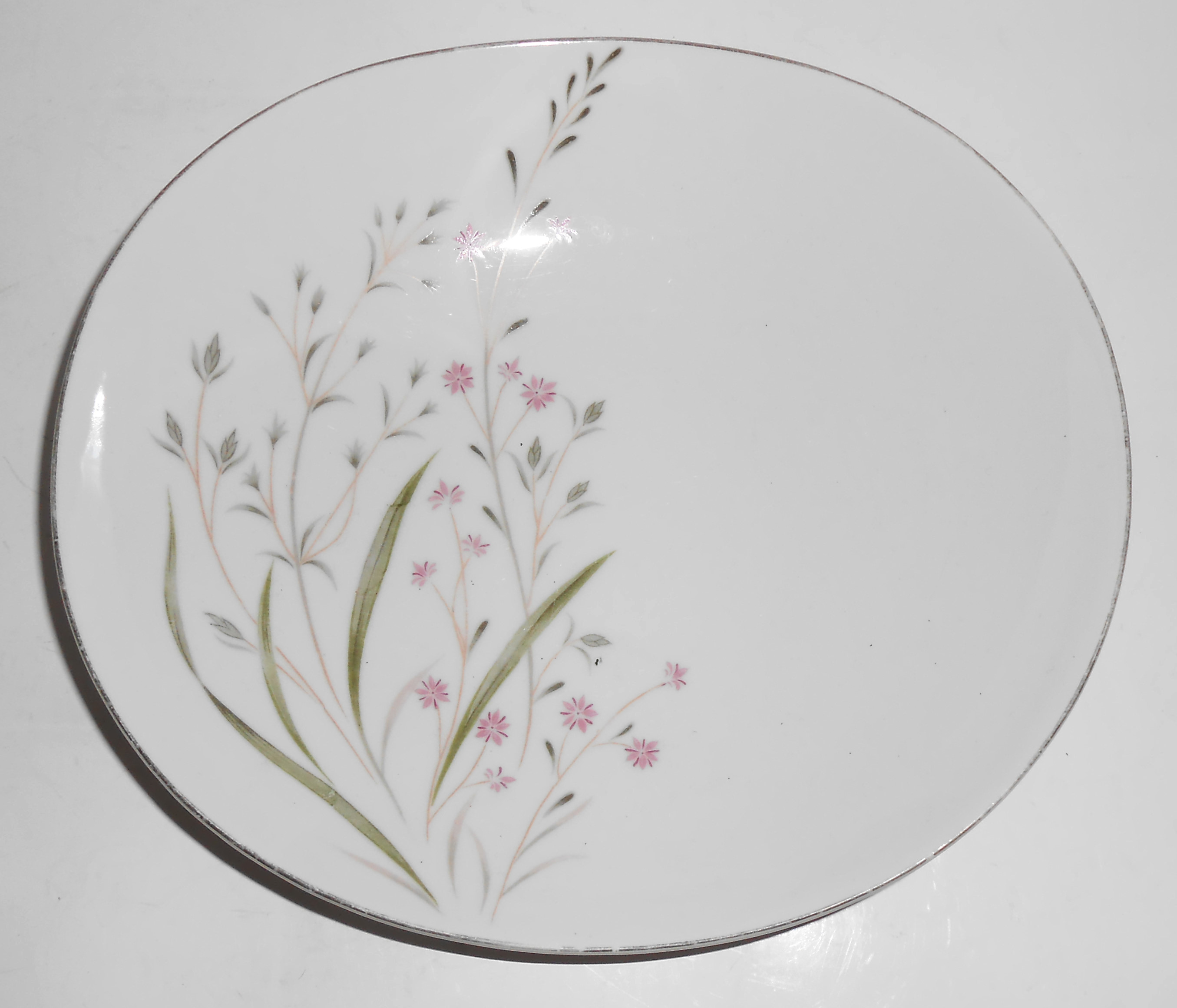 Fine China Of Japan Porcelain Eden Pink Floral Veg Bowl