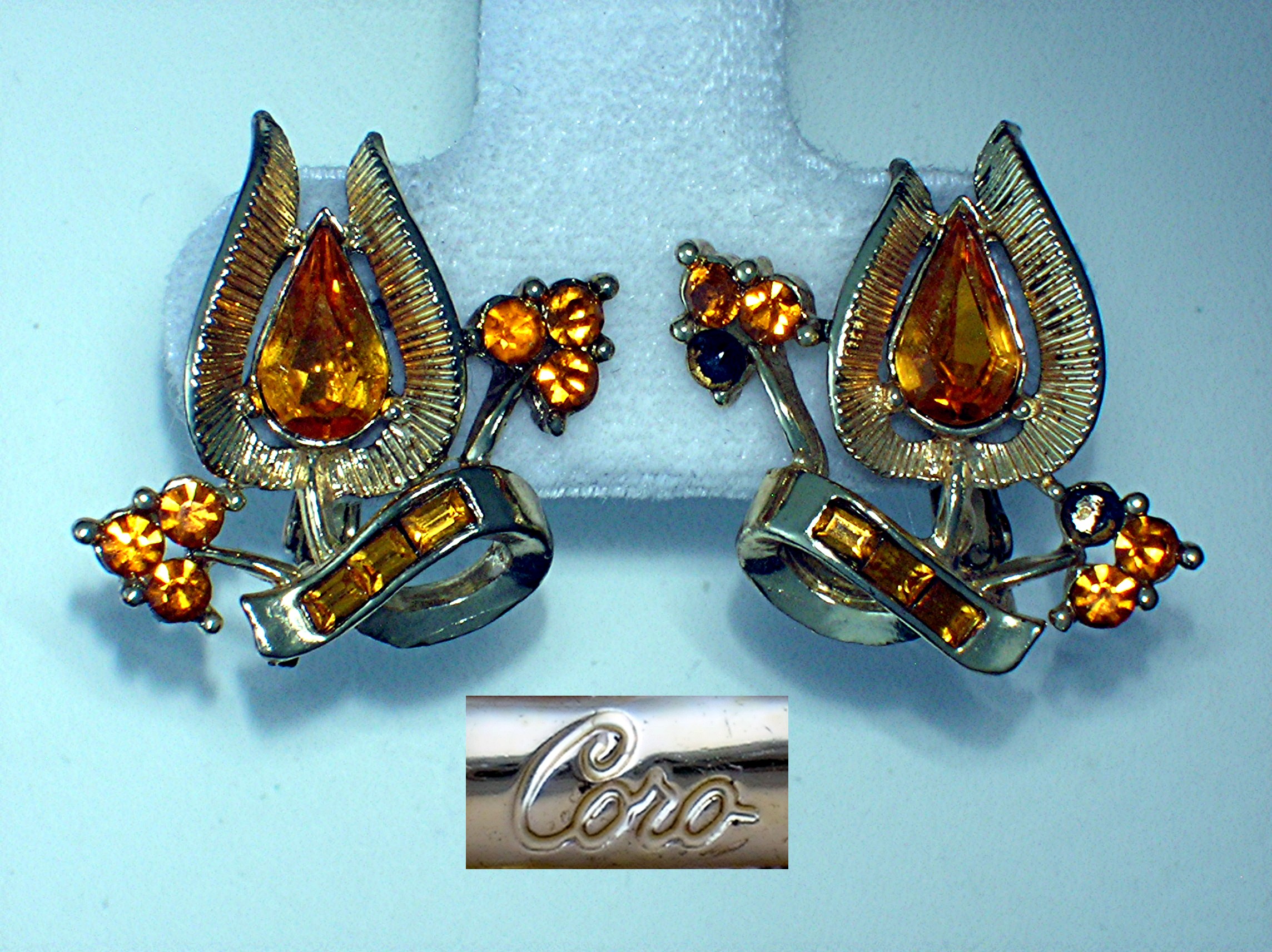 CORO Clip Earrings Glittering Goldtone and Amber