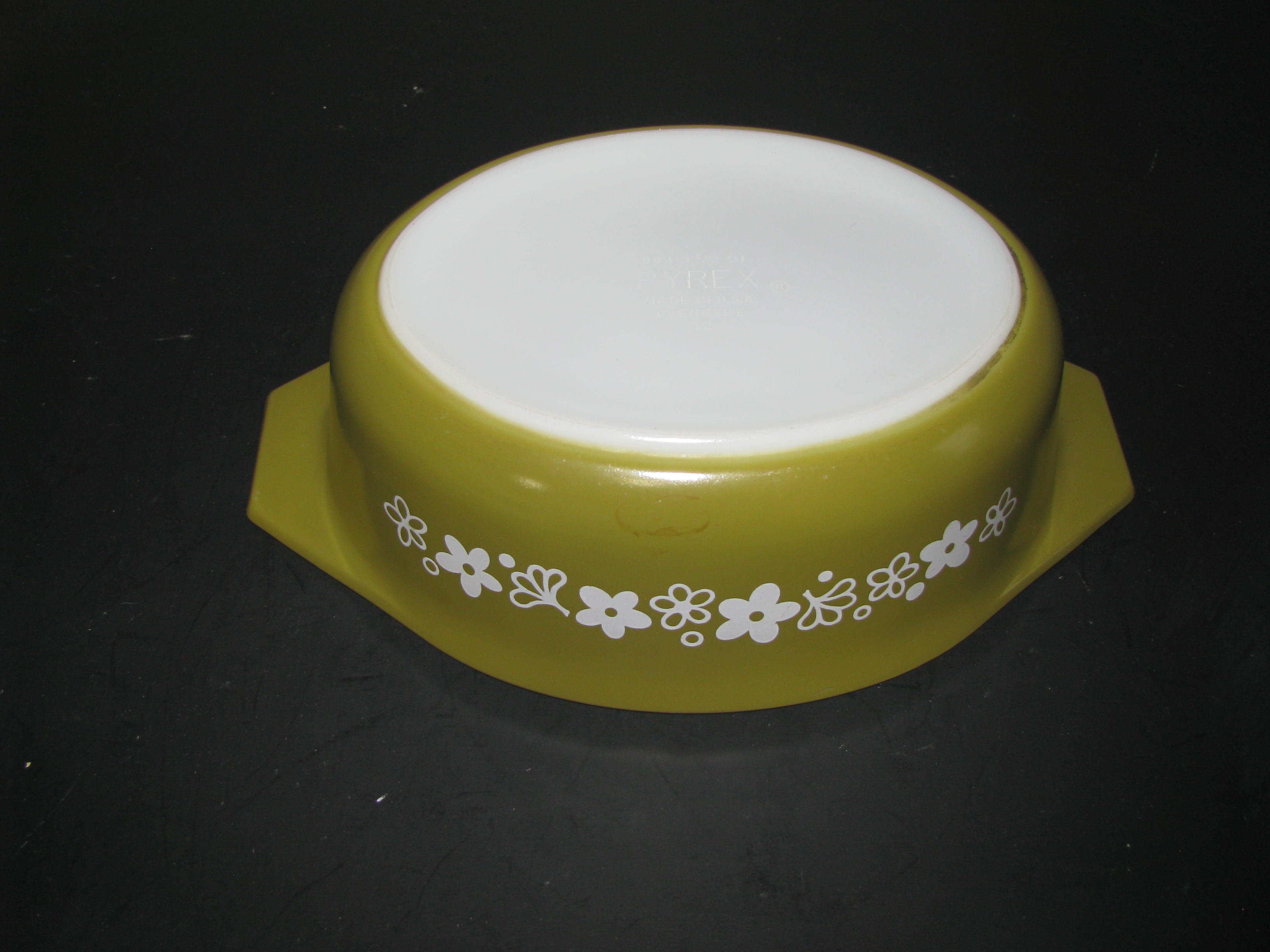 Vintage Pyrex Spring Blossom 403 1.5qt Oval Dish