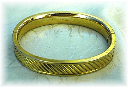 Dec 26 05 Gold Fill Bates & B Bangle Bracelet