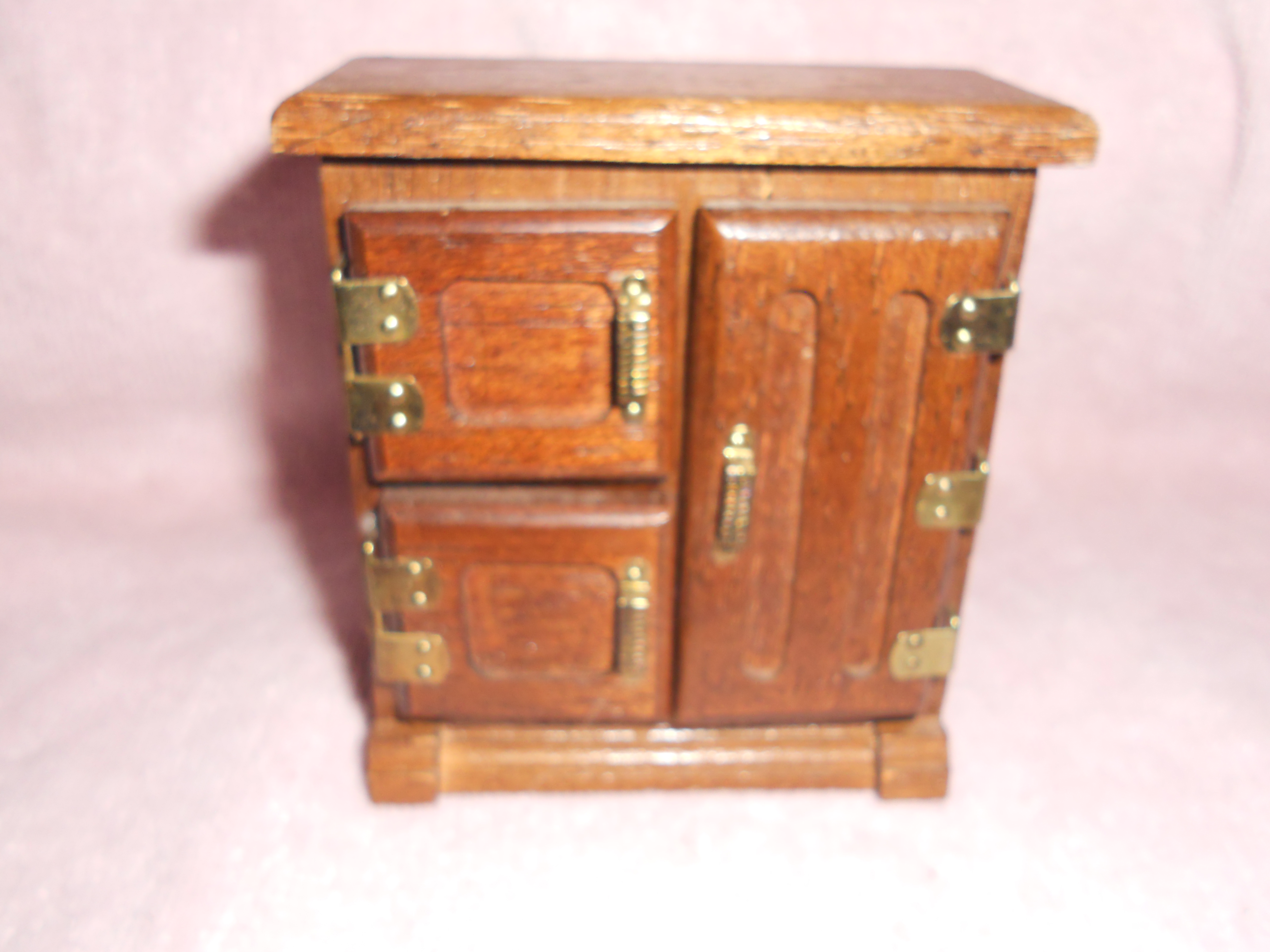 Dollhouse Wood Ice Box