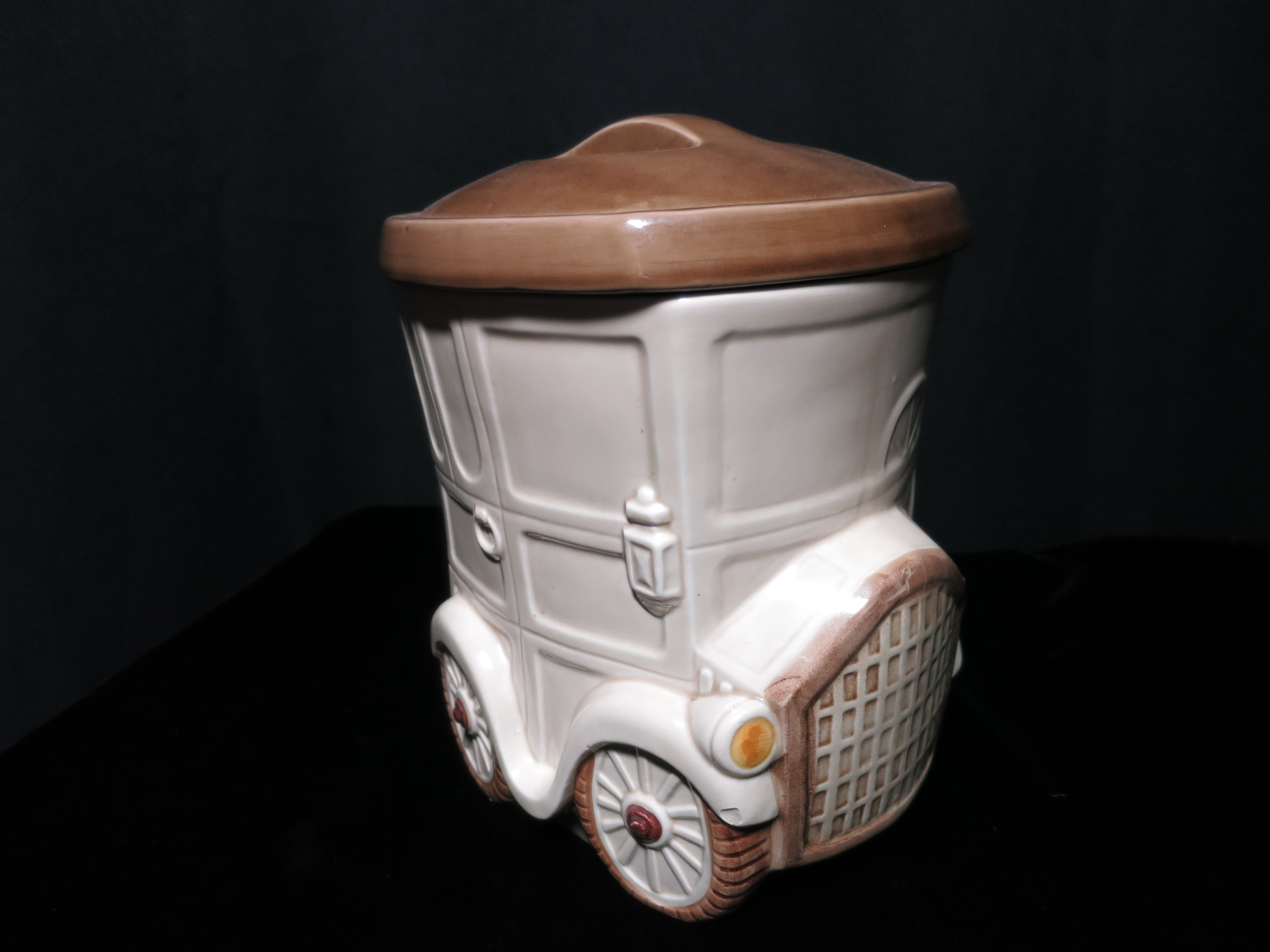 Car Automobile Cookie Jar Towle Gailstyn Sutton M R