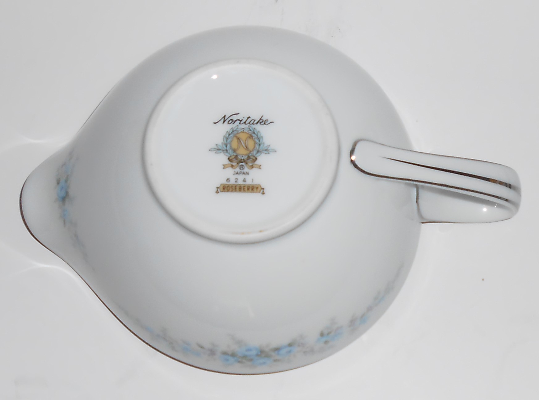 Noritake Porcelain China Roseberry 6241 w/Platinum Crea